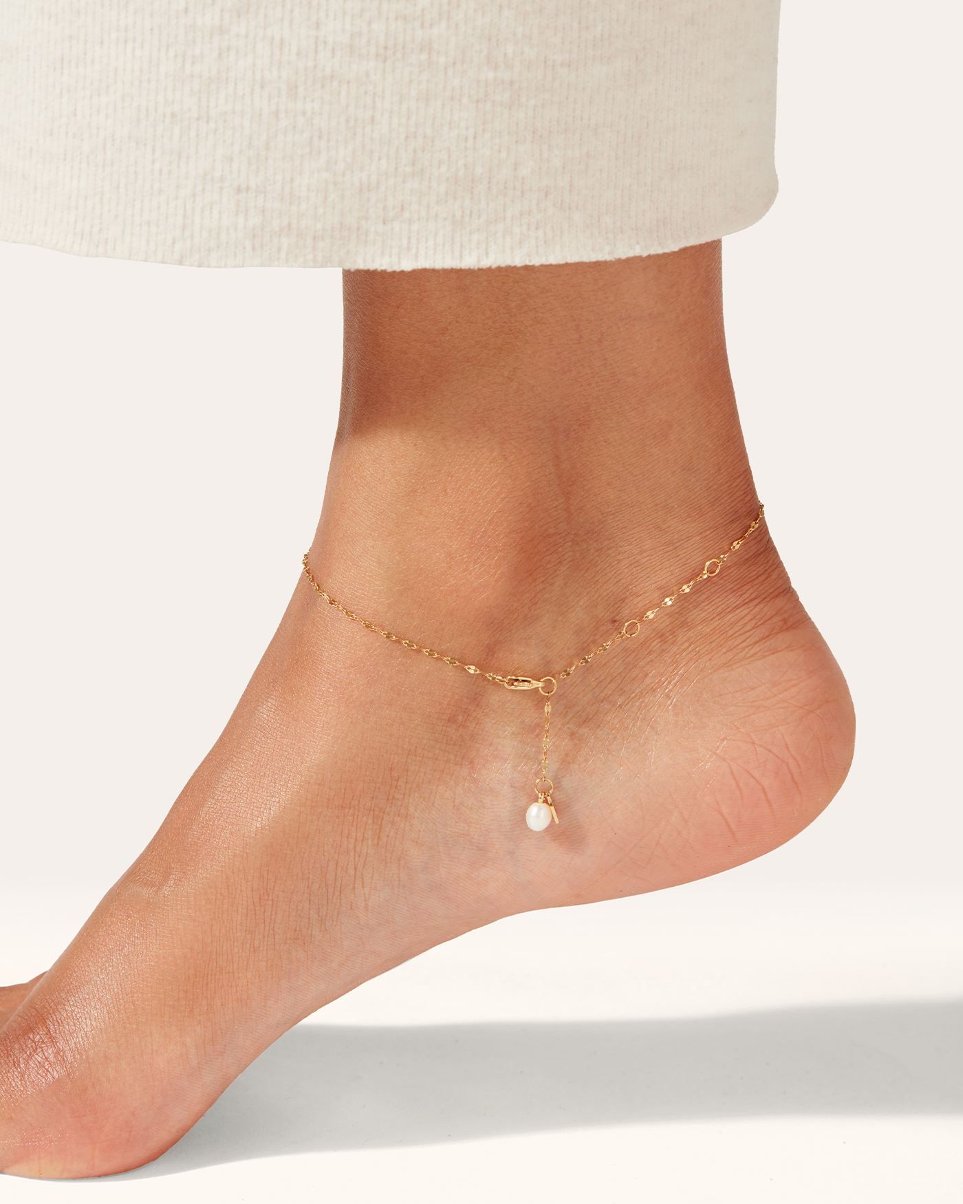 Elegant Gold Capri Anklet for Women - Perfect for Beach Vacations, Summer Outfits & Boho Style