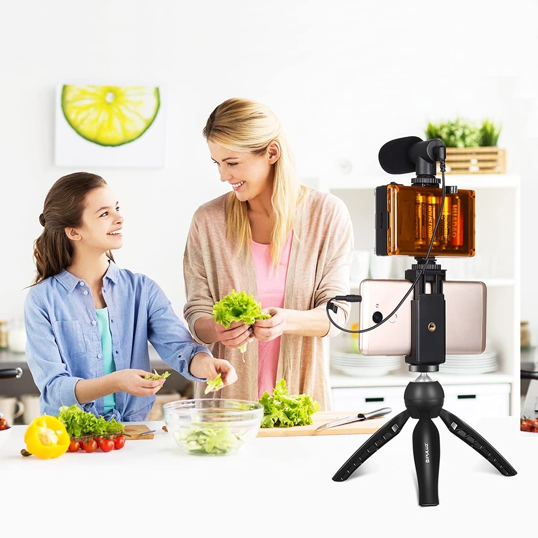 PULUZ Smartphone Vlogging Kit with LED Light, Microphone & Tripod - 3200K-5500K Adjustable Lighting for YouTube, TikTok, Instagram Videos - Perfect for Home Studio, Live Streaming & Content Creation