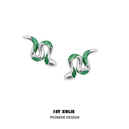 Green Snake Earrings 1 pair