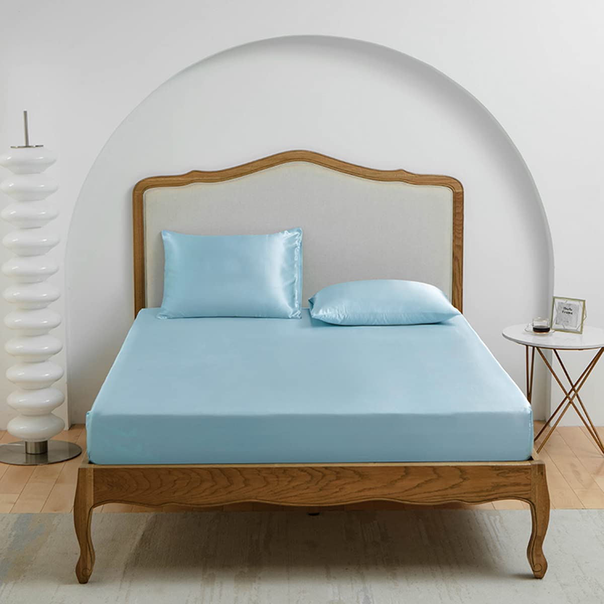 Premium Queen Size Fitted Sheet - Deep Pocket Microfiber Bottom Sheet | Wrinkle, Fade & Shrink Resistant | Durable & Easy Care (1 Piece, No Pillowcases) | Perfect for Guest Rooms, Dorms & Master Bedrooms (Blue)