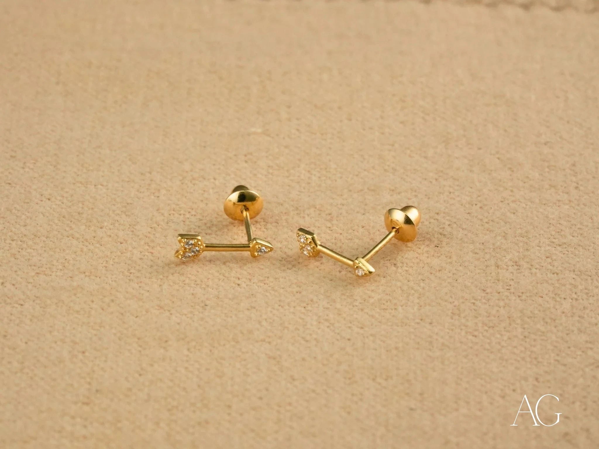 18K Gold CZ Arrow Earrings - Valentine's Day Gift for Her, Dainty Stud Earrings for Women, Perfect for Romantic Dates & Anniversary Celebrations