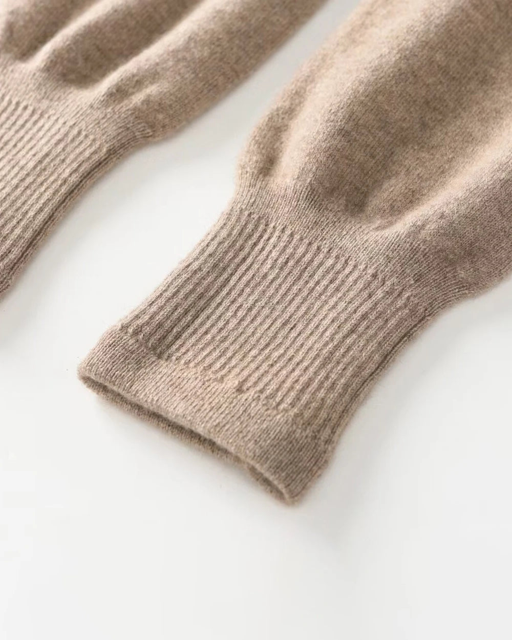 Premium Cashmere Knee Pads for Women & Men - Soft & Warm Winter Protection - Ideal for Yoga, Meditation & Cold Weather Comfort