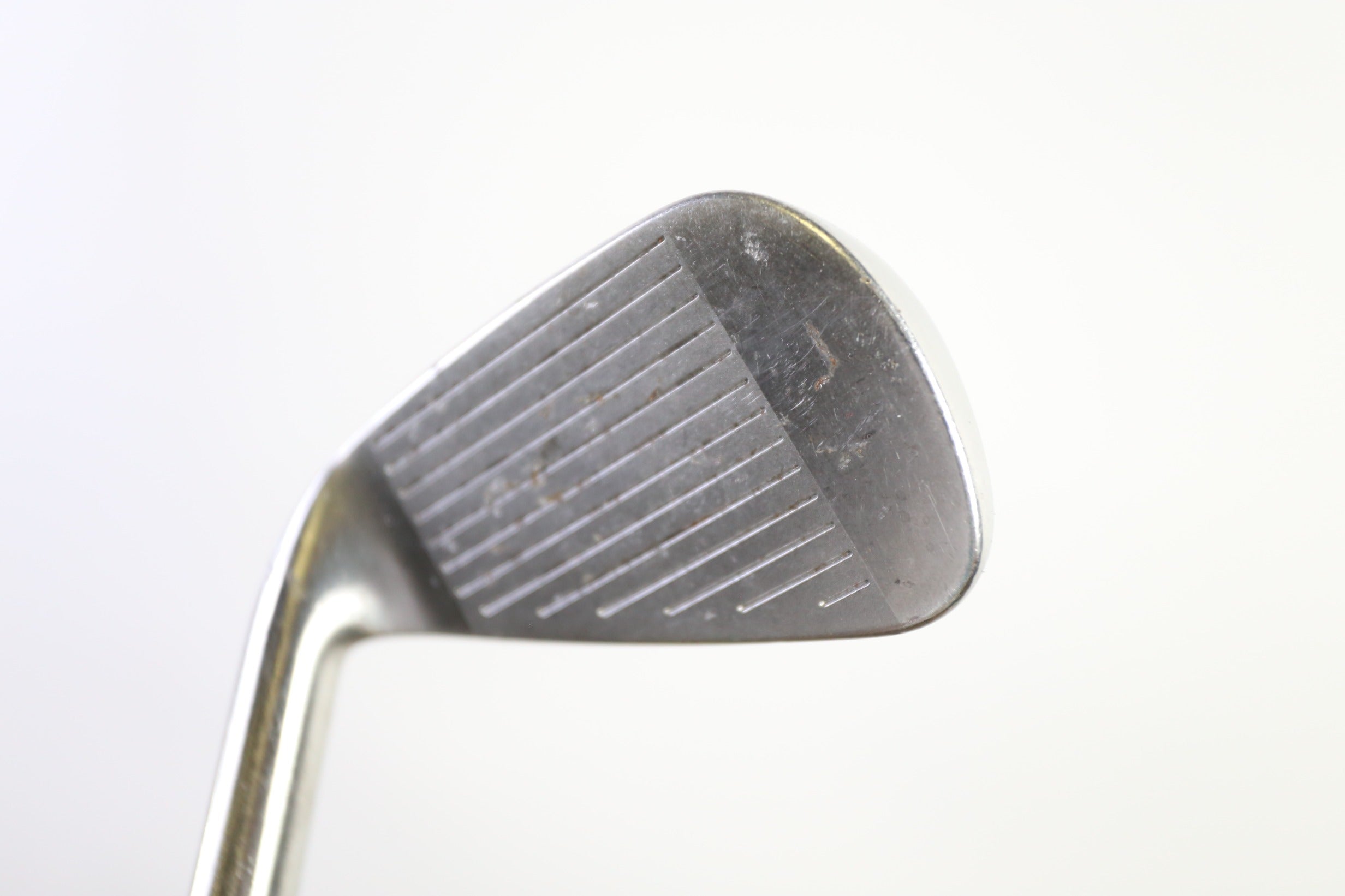 Used Callaway RAZR X Tour 6 Iron Right Hand Stiff Flex Golf Club - Perfect for Practice & Training Sessions