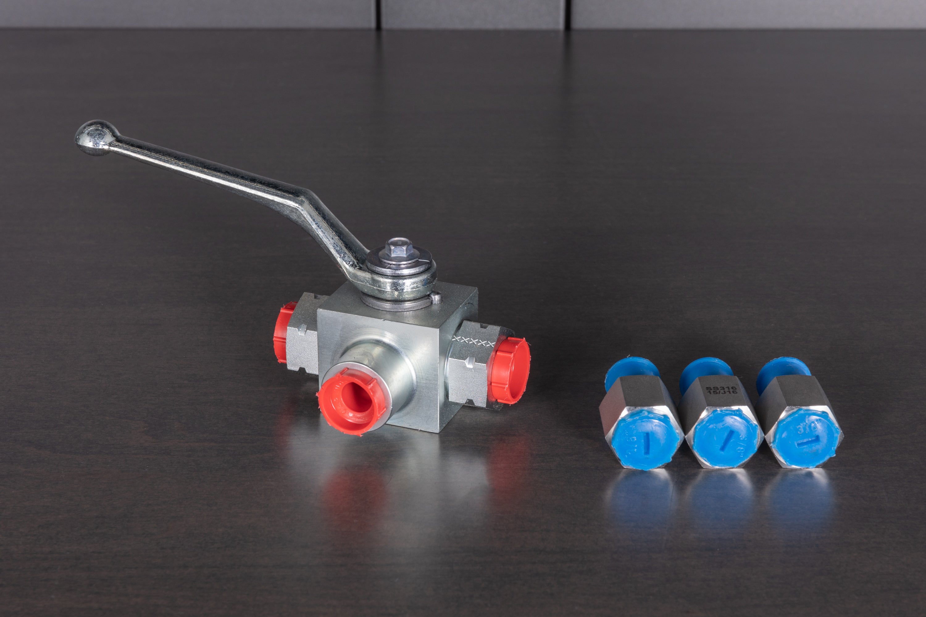 High Pressure 3 Way Valve - Brass Ball Valve for Water, Gas & Oil - Perfect for Plumbing, Irrigation & Industrial Applications