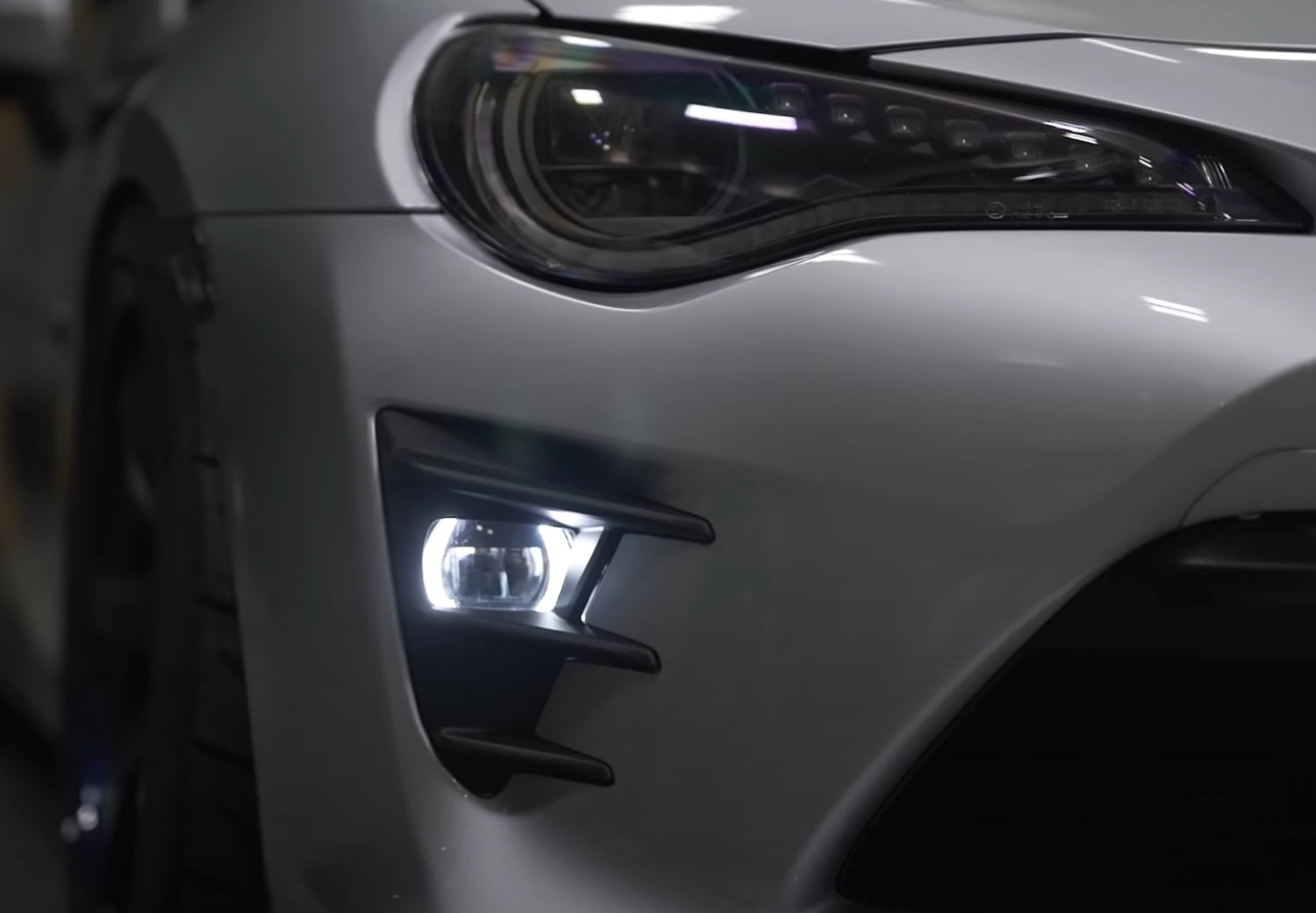 Clear Lens Black Out Full LED DRL/Fog Light Replacement Kit for LCI Toyota 86 & Subaru BRZ - High Visibility Daytime Running Lights & Fog Lights Upgrade - Perfect for Night Driving & Off-Road Adventures
