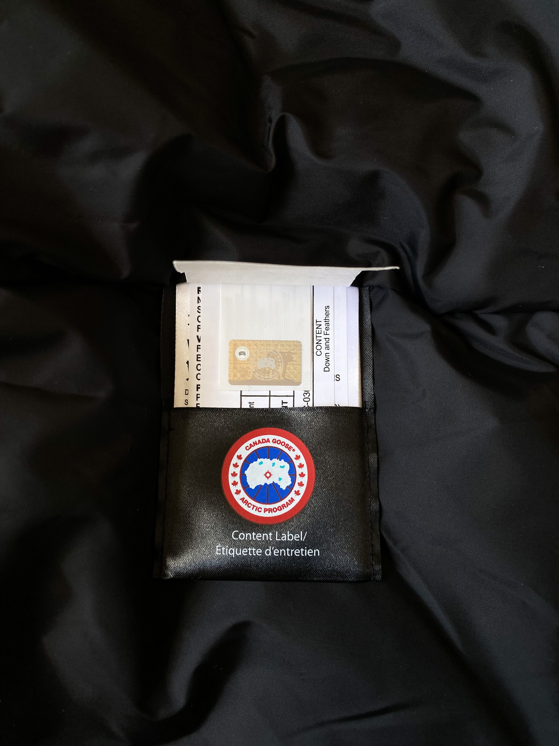 Canada Goose Black Montebello Women's Parka - Waterproof Winter Coat with Fur Trim Hood for Extreme Cold Weather - Perfect for Skiing, Snowboarding & Outdoor Adventures