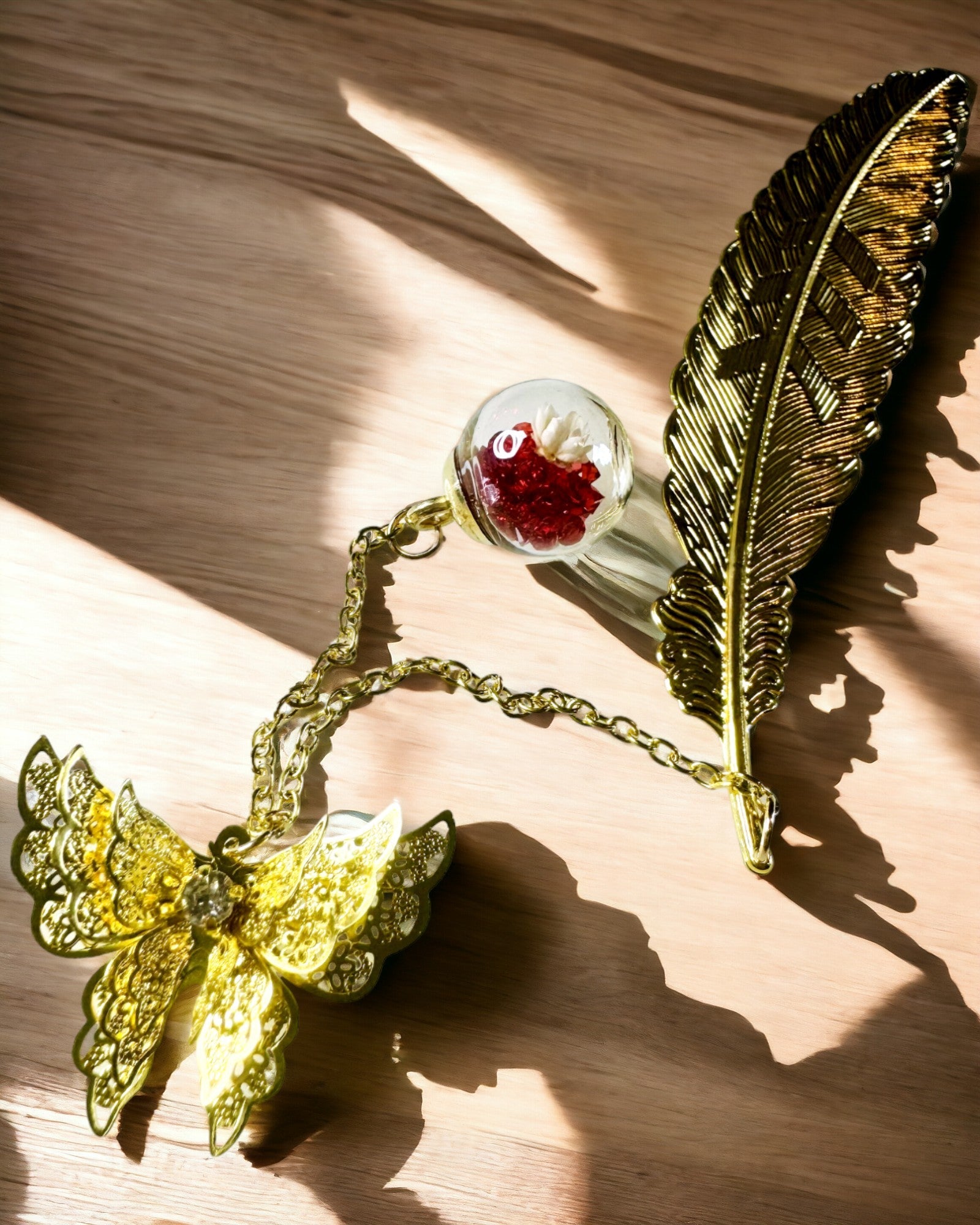 Vintage Baroque Style Metal Bookmark with Feather & Butterfly Design - Perfect for Book Lovers, Gifts & Reading Accessories