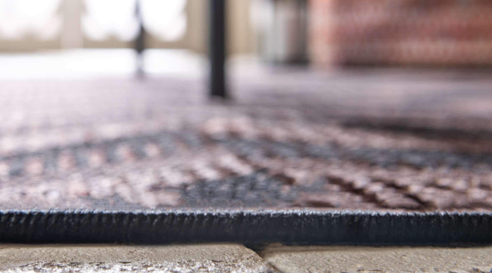 Unique Loom Outdoor Modern Chevron Area Rug - 2'2