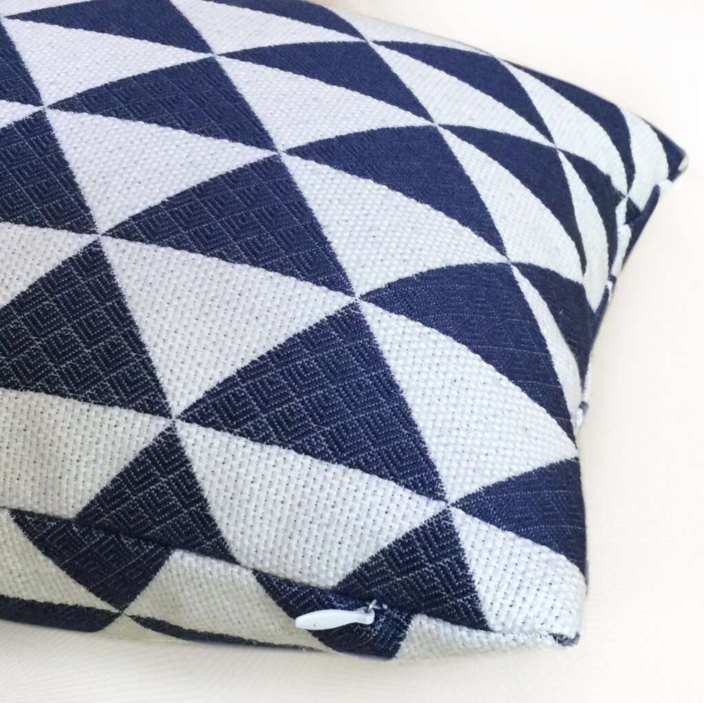 Navy Blue and Off White Geometric Triangle Pillow Cover - Modern Abstract Pattern Decorative Throw Pillow Case for Sofa, Bed, Couch - Home Decor Accent for Living Room, Bedroom