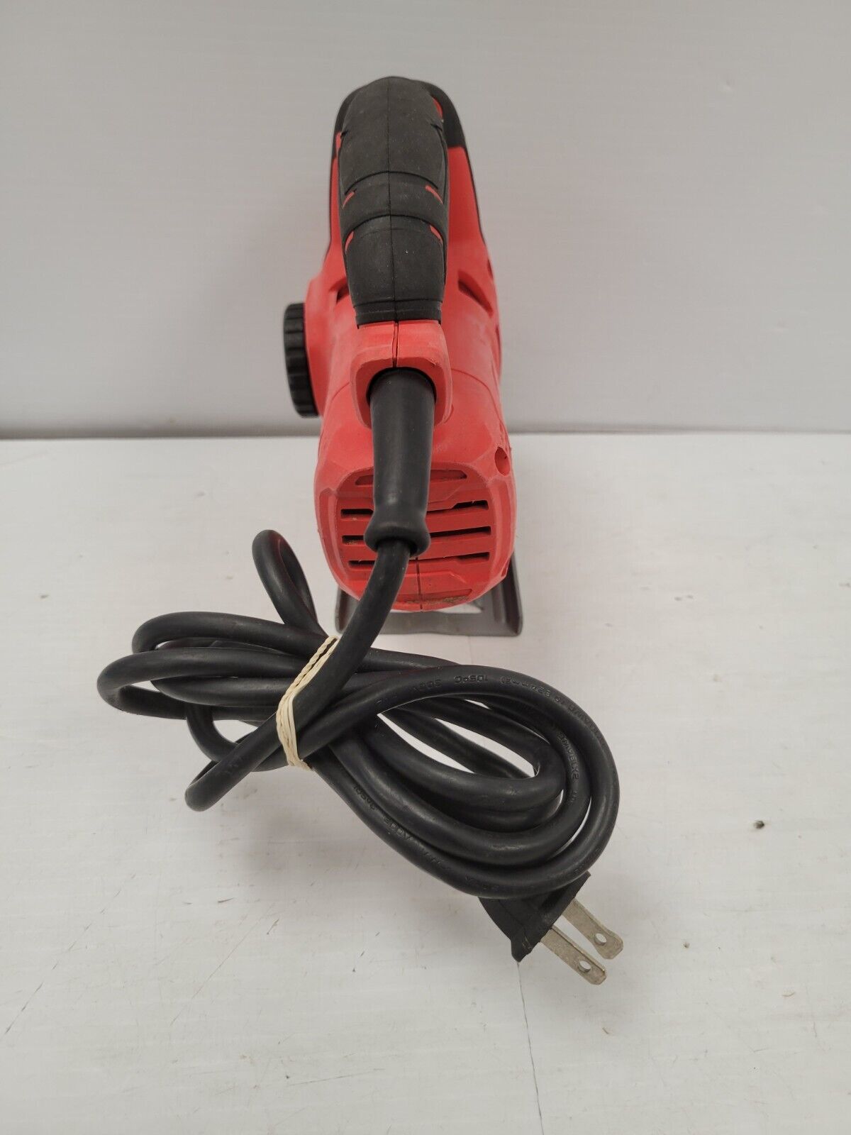 Craftsman CMES610 Professional Jigsaw Tool - Powerful Electric Saw for Woodworking, Metal Cutting & DIY Projects - Perfect for Home Renovation & Crafting