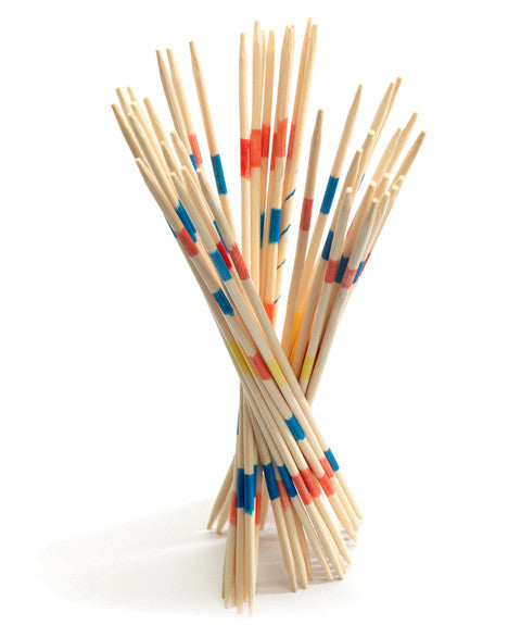 Djeco Mikado Game - Classic Wooden Pick-Up Sticks for Kids & Family - Fun Indoor & Outdoor Game for Parties, Camping & Family Gatherings