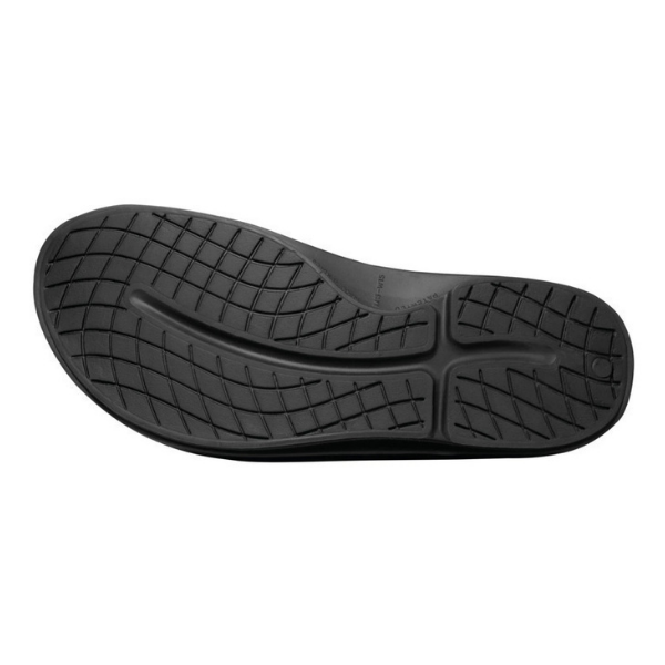 OOFOS OOahh Slide - Unisex Recovery Sandals for Men & Women - Comfortable Arch Support for Post-Workout, Running, Walking - Perfect for Beach, Pool & Home Relaxation