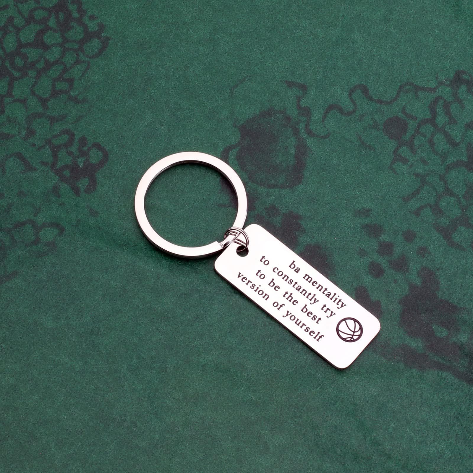 Basketball Star Keychain - Inspirational Basketball Gift for Fans, Players & Coaches - Perfect for Game Days, Training & Memorial Souvenirs