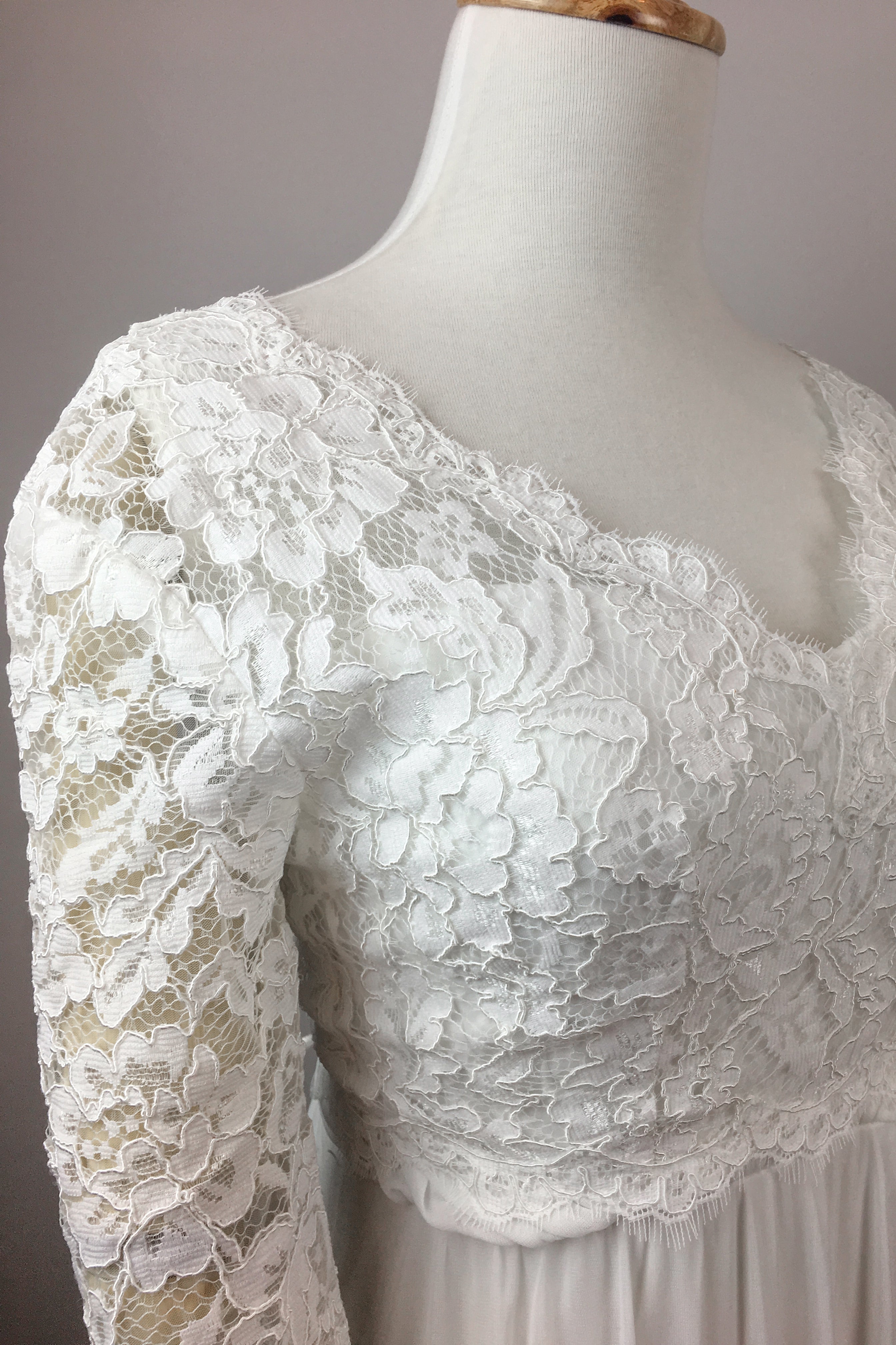 Elegant Lace Bolero Bridal Cover Up - Summer Wedding Shawl for Brides, Bridesmaids & Formal Occasions | Perfect for Beach Weddings & Outdoor Ceremonies