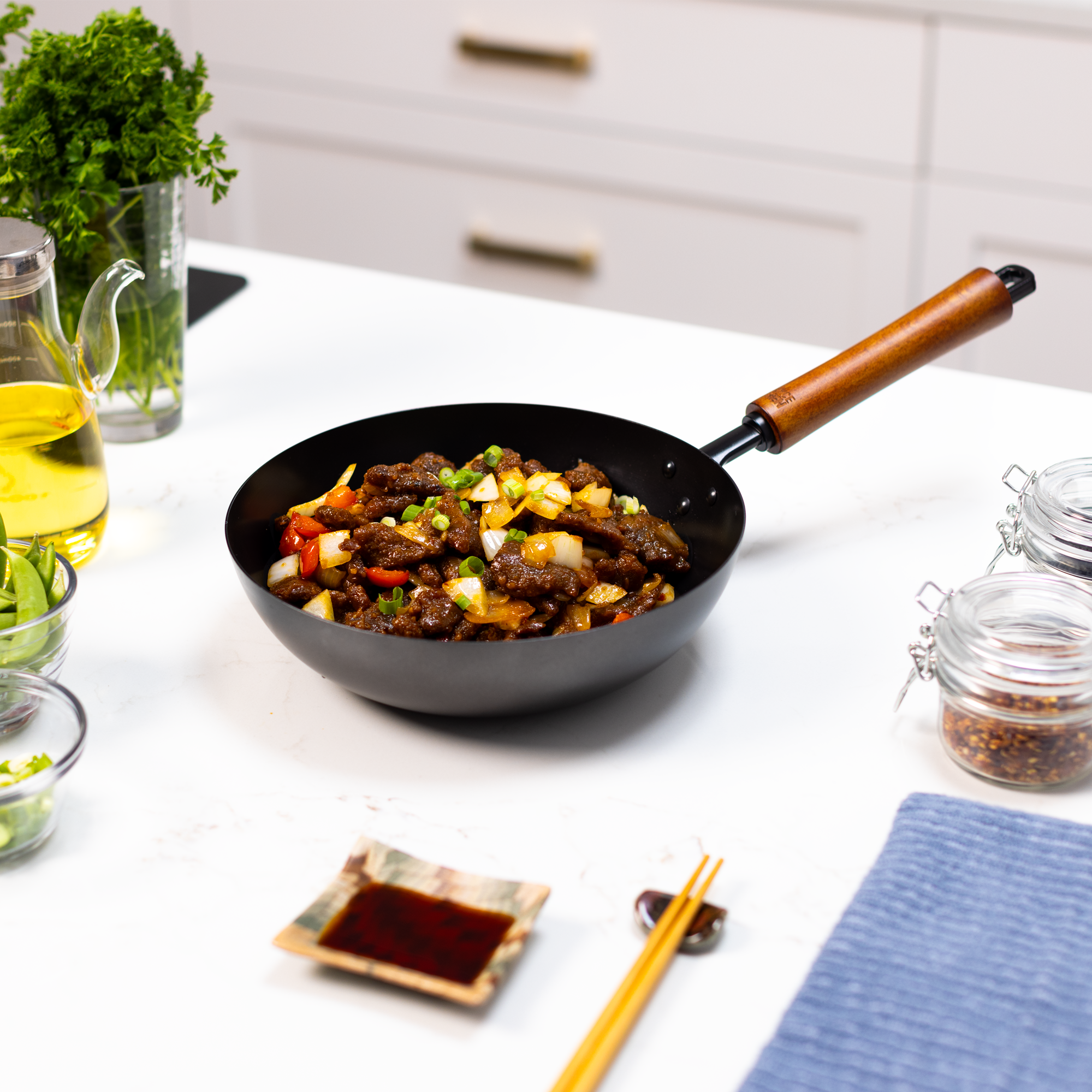 9.5 Inch Carbon Steel Ceramic Nonstick Stir Fry Pan - Classic Series Wok for Asian Cooking, Sauteing & Stir Frying - Professional Restaurant-Grade Cookware for Home Chefs