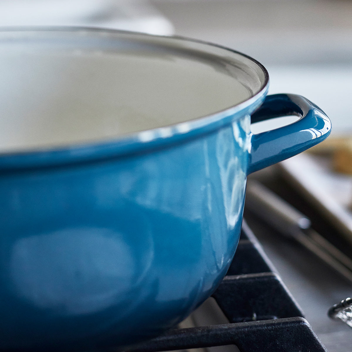 Merten & Storck Enameled Cast Iron Dutch Oven 5.3 Quart - Aegean Teal Blue | Heavy Duty Cookware for Braising, Stewing & Baking | Stovetop, Oven & Campfire Use