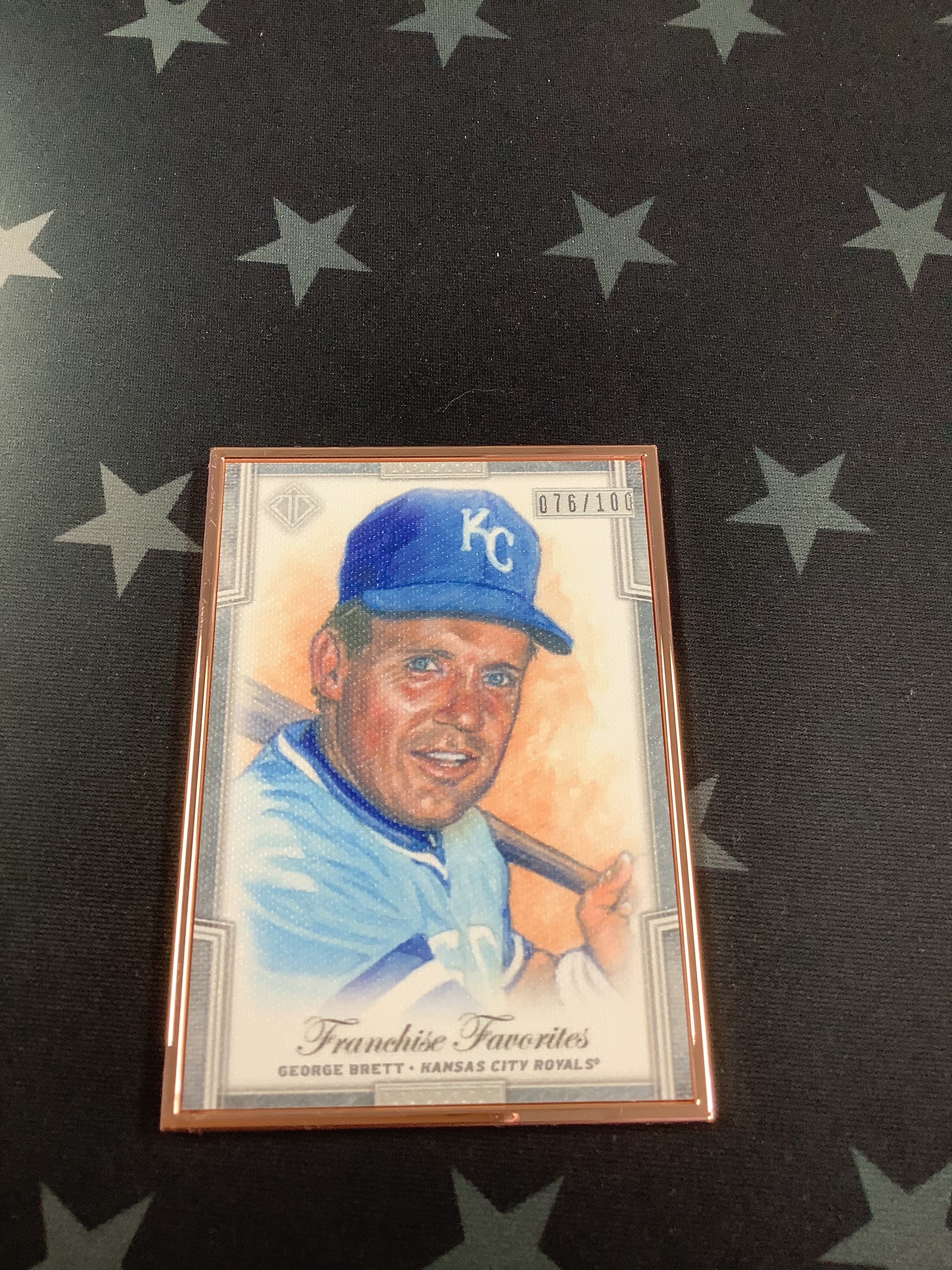 2019 George Brett Franchise Favorites Transcendent Collection Baseball Card #FFR GB /100 - Rare Collectible for MLB Fans & Sports Memorabilia Enthusiasts