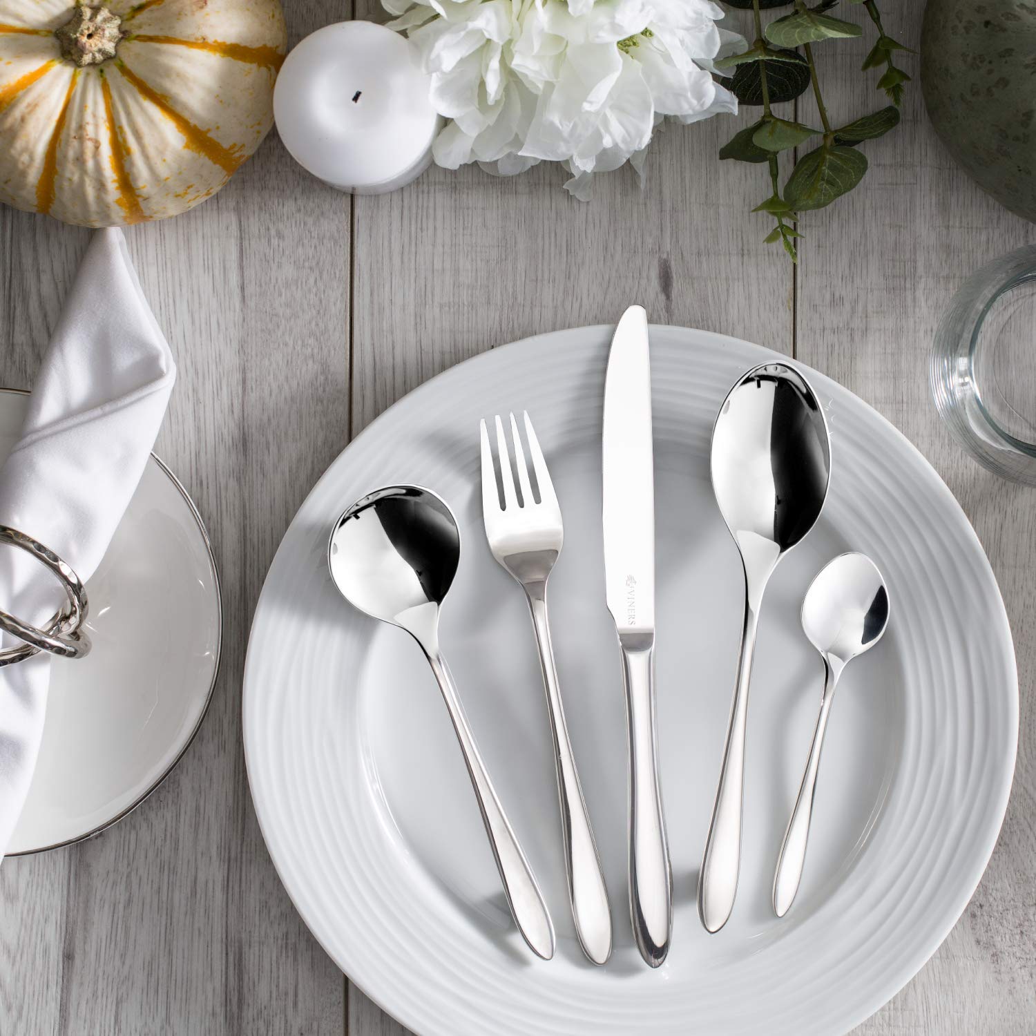 Premium 24-Piece Stainless Steel Cutlery Set for 6 People - Elegant Silver Flatware Gift Box for Weddings, Dinner Parties & Formal Dining