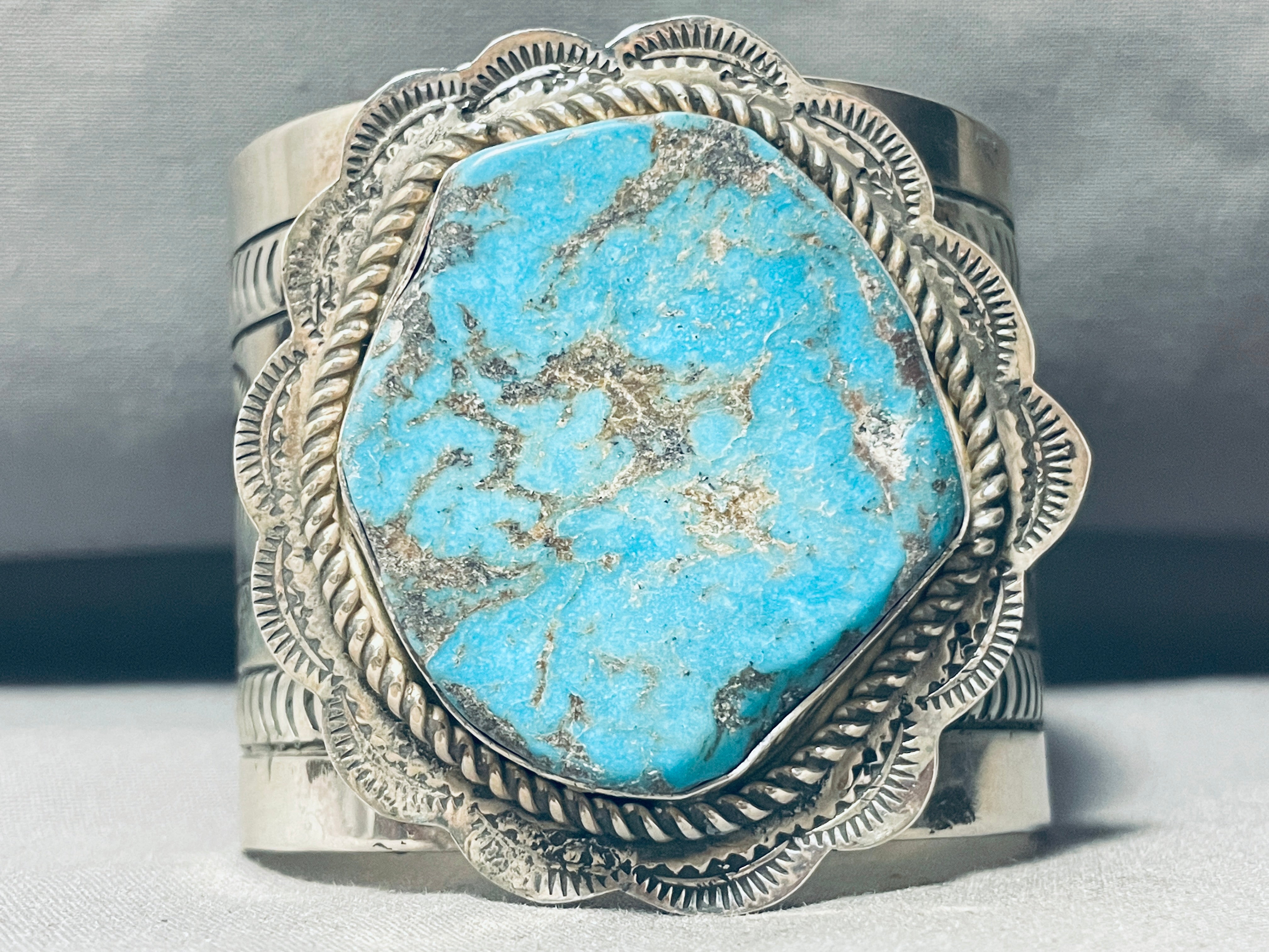 179 Grams Heavy Native American Navajo Turquoise Sterling Silver Bracelet Cuff