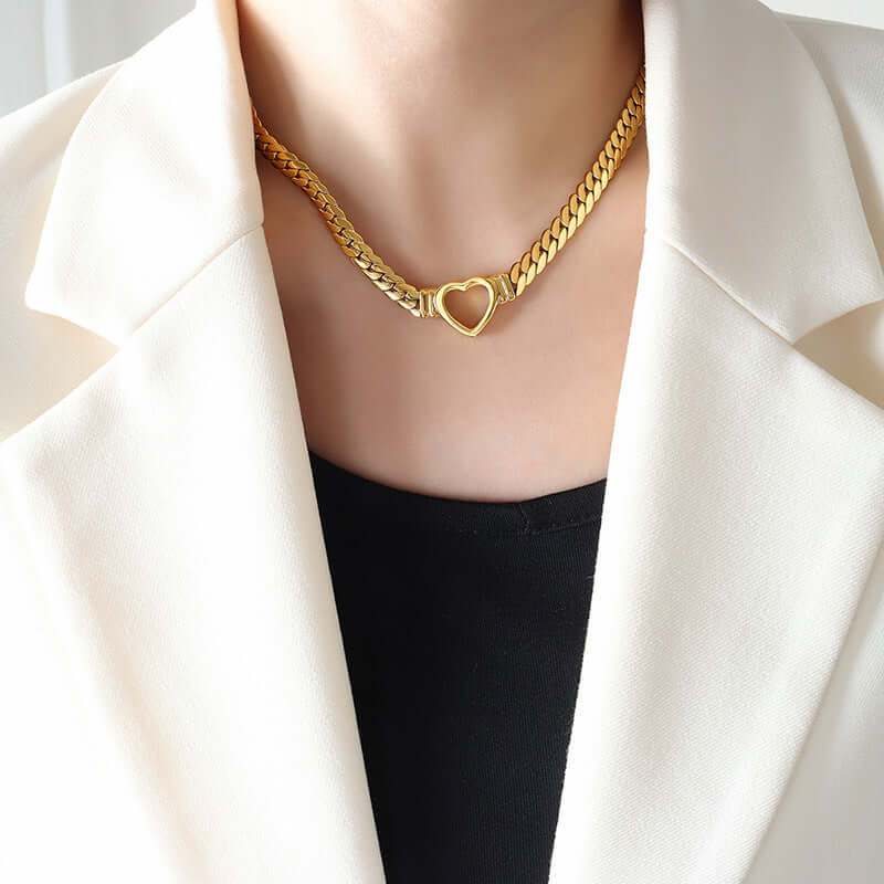 18K Gold Curb Chain Heart Choker Necklace for Women - Elegant Layered Necklace Jewelry Gift for Valentine's Day, Anniversary & Special Occasions | P621