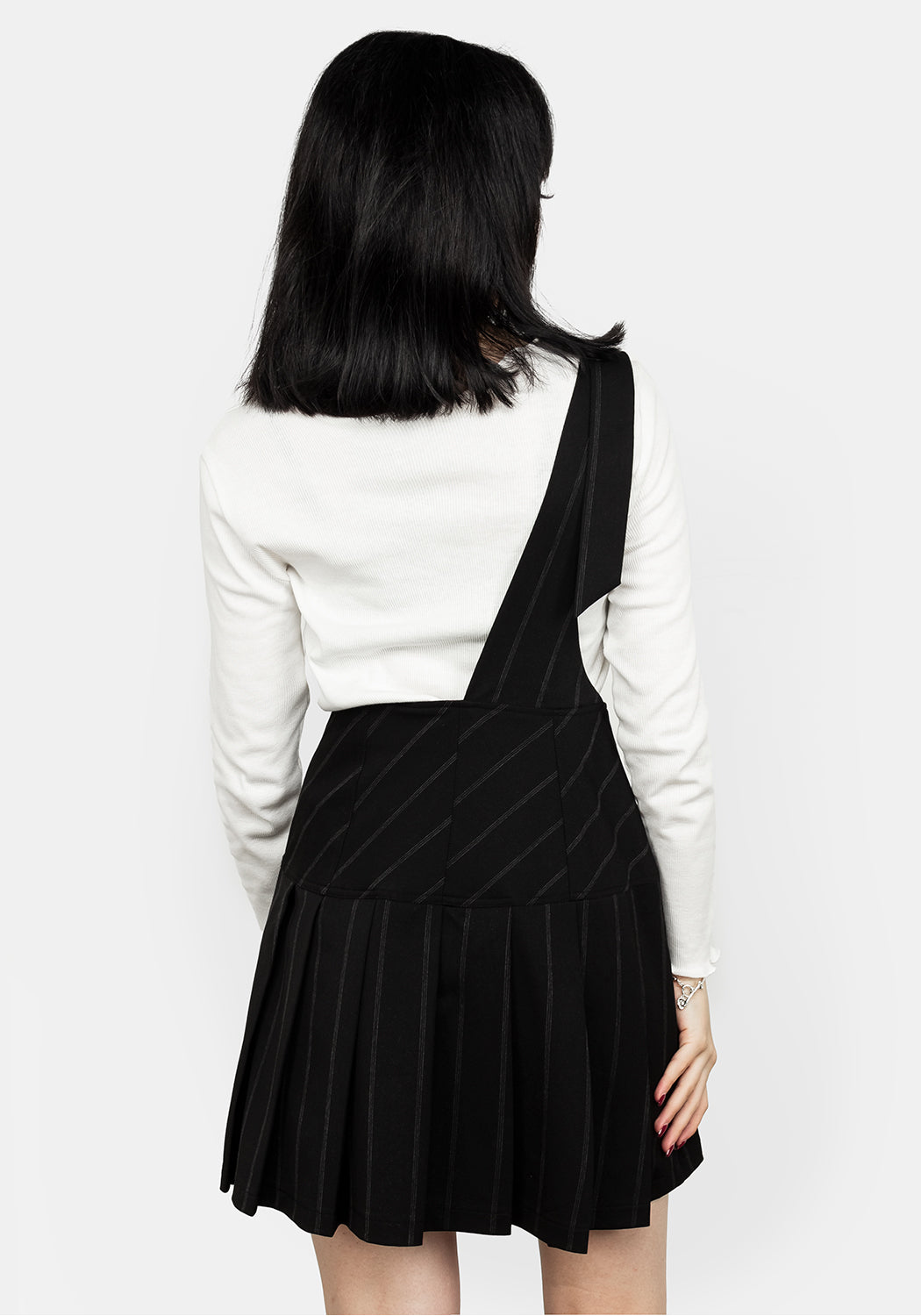 Stylish Isabel Pinstripe Skirt for Women | Trendy Office & Party Wear | Perfect for Work, Cocktail Events & Date Nights