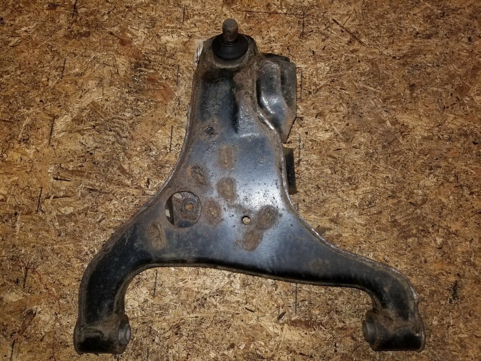 04-07 Infiniti QX56 Front Right Lower Control Arm - OEM Replacement Part - Perfect for Suspension Repair & Off-Road Adventures