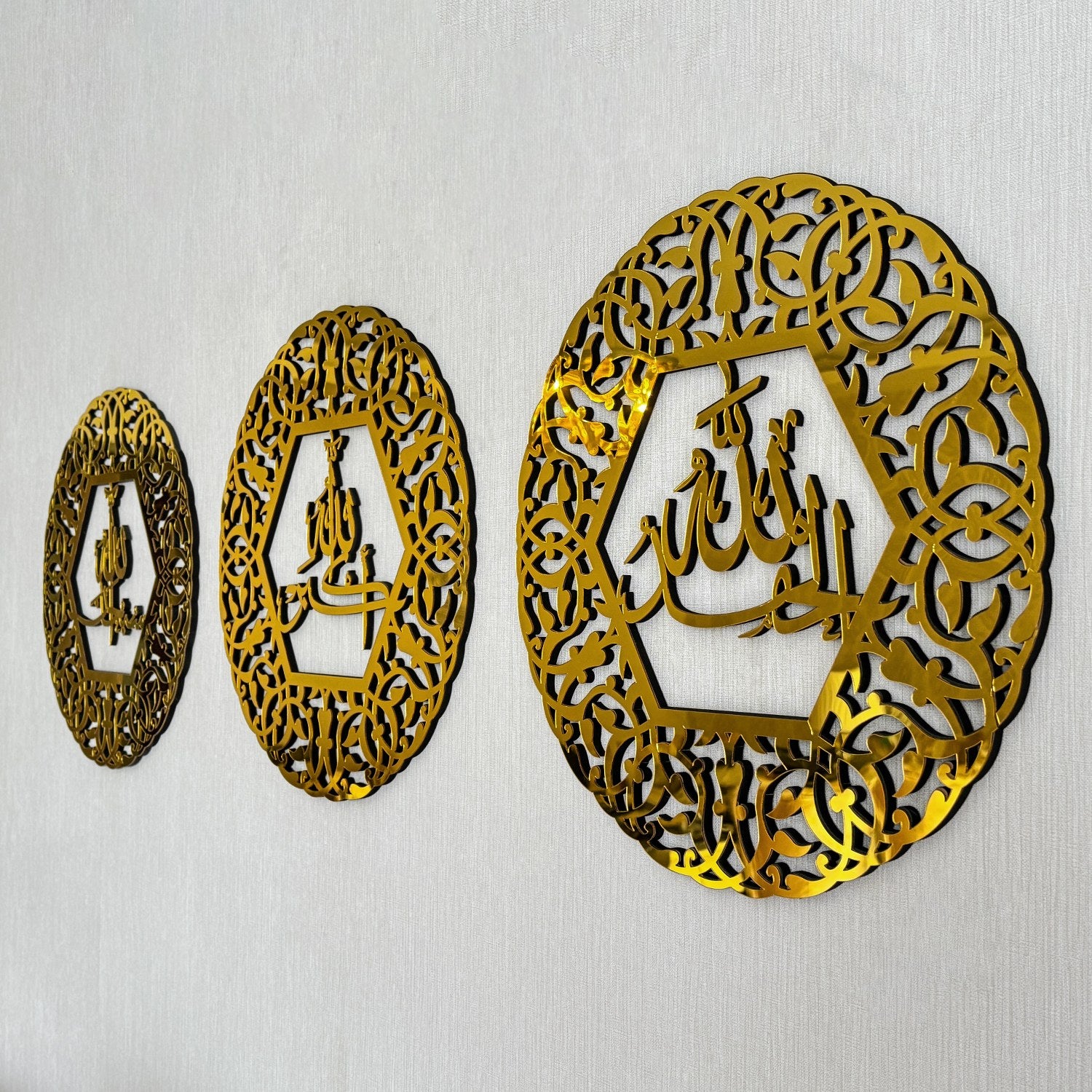Handmade Islamic Wall Art - Circular Wooden Decor with Allahu Akbar, SubhanAllah, Alhamdulillah Calligraphy - Perfect for Home, Mosque & Islamic Gift Giving