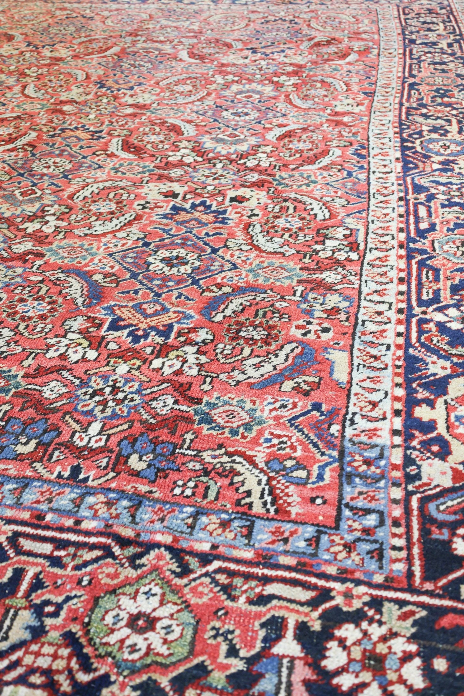 Vintage Heriz Handwoven Tribal Rug - Authentic Persian Oriental Carpet JF8685 | Perfect for Living Room, Bedroom & Home Decor