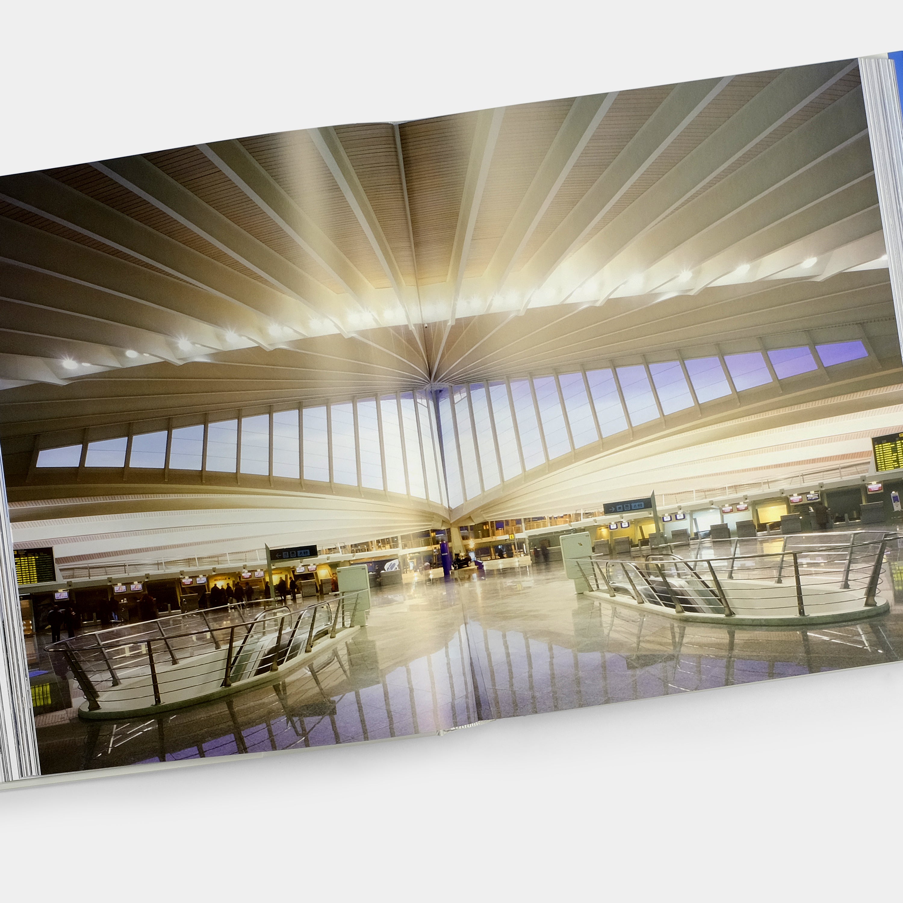 Calatrava: Complete Works (1979-Present) by Philip Jodidio - Taschen Architecture Book | Perfect for Architects, Designers & Art Collectors