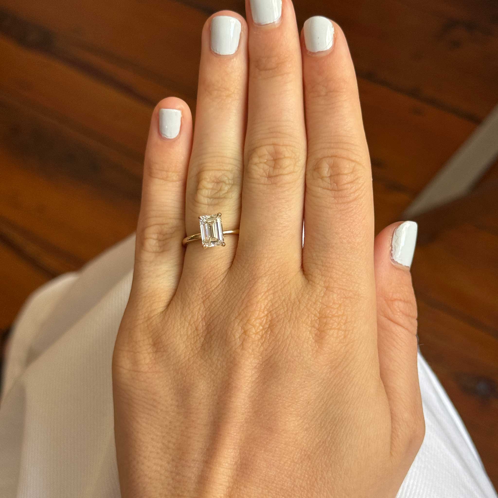 2 Carat J VS2 Emerald Cut Solitaire Diamond Engagement Ring in 14K Yellow Gold - Perfect for Proposals, Anniversaries & Bridal Jewelry