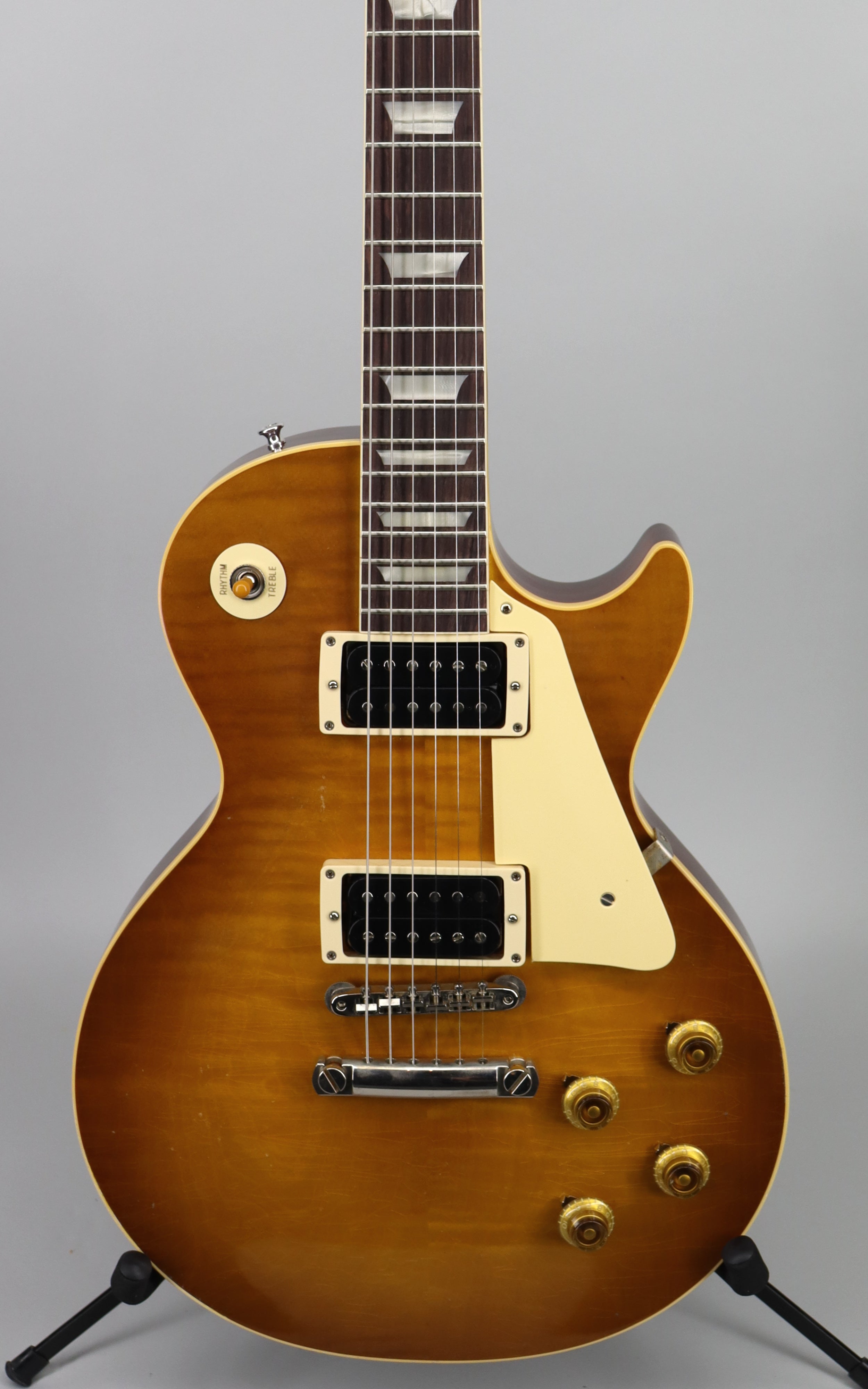 Gibson Custom Shop 1959 Les Paul Standard Electric Guitar - Dirty Lemon Burst Finish, Murphy Lab Light Aged | Vintage-Inspired Tone for Rock, Blues & Studio Recording