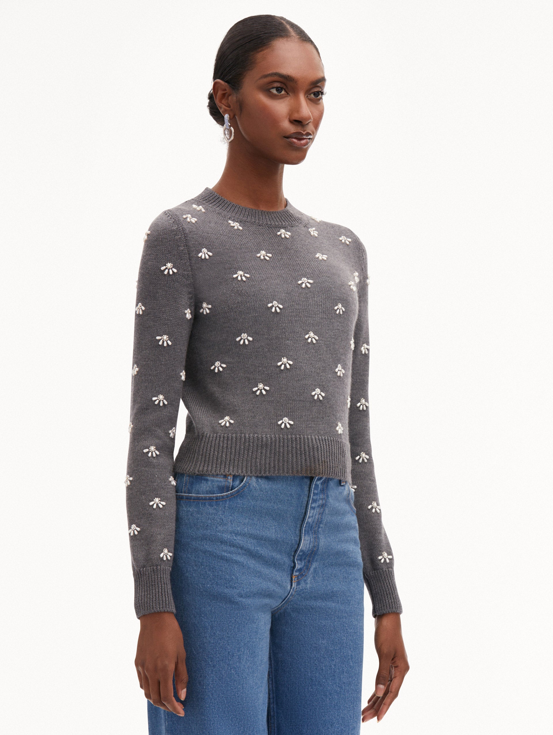 Elegant Pearl Cabochon Pullover Sweater - Women's Fashion Knitwear for Casual & Office Wear
