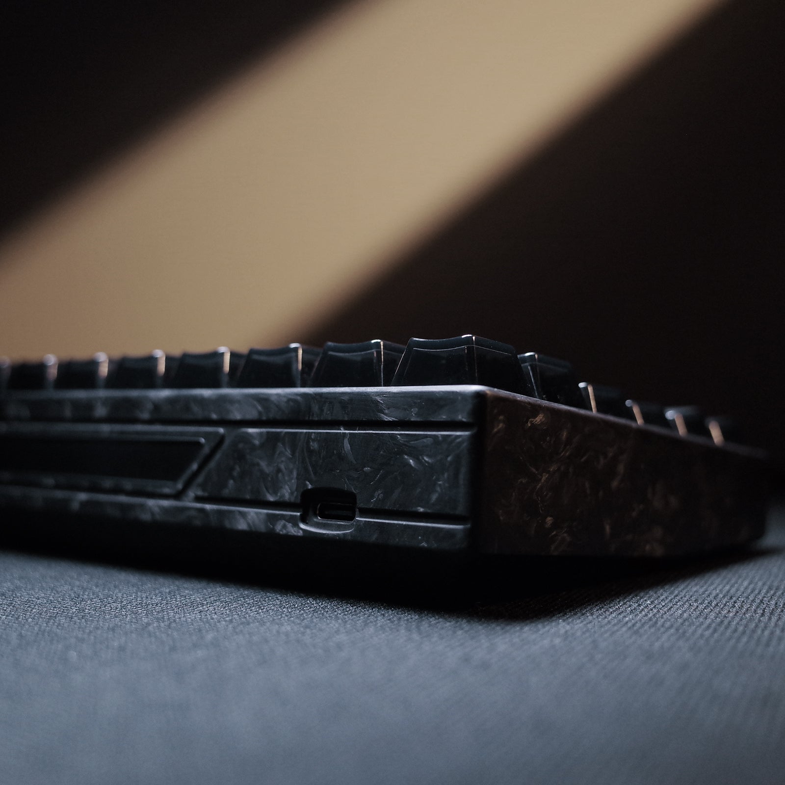 YING75 Forged Carbon Fiber Mechanical Keyboard - 75% Layout, Ultra-Durable & Lightweight for Gaming, Typing & Office Work | Perfect for Esports, Programming & Daily Use