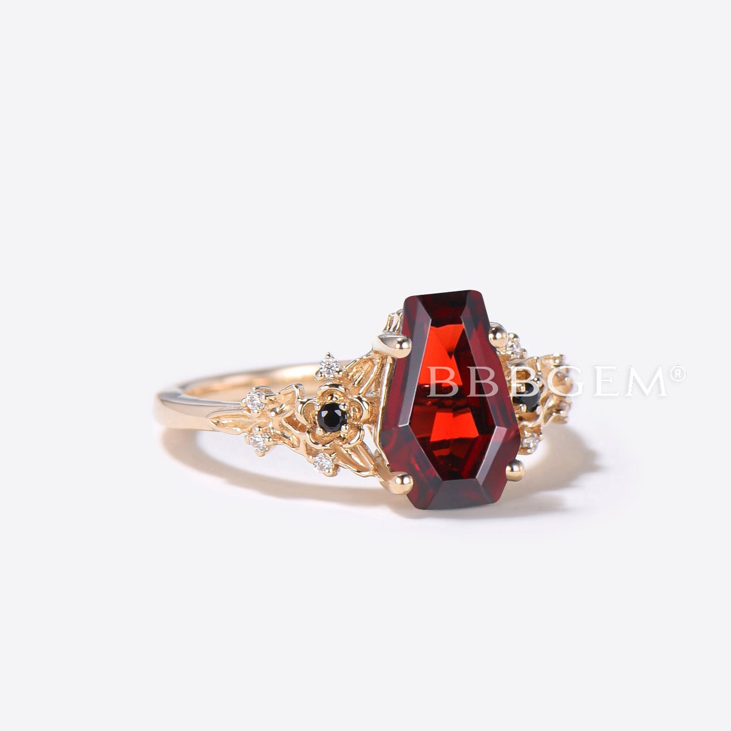 Vampire Themed Coffin Shaped Garnet Ring for Women - Gothic Jewelry, Natural Stone, Nature Inspired Design - Perfect for Halloween, Cosplay, and Dark Fashion Accessories