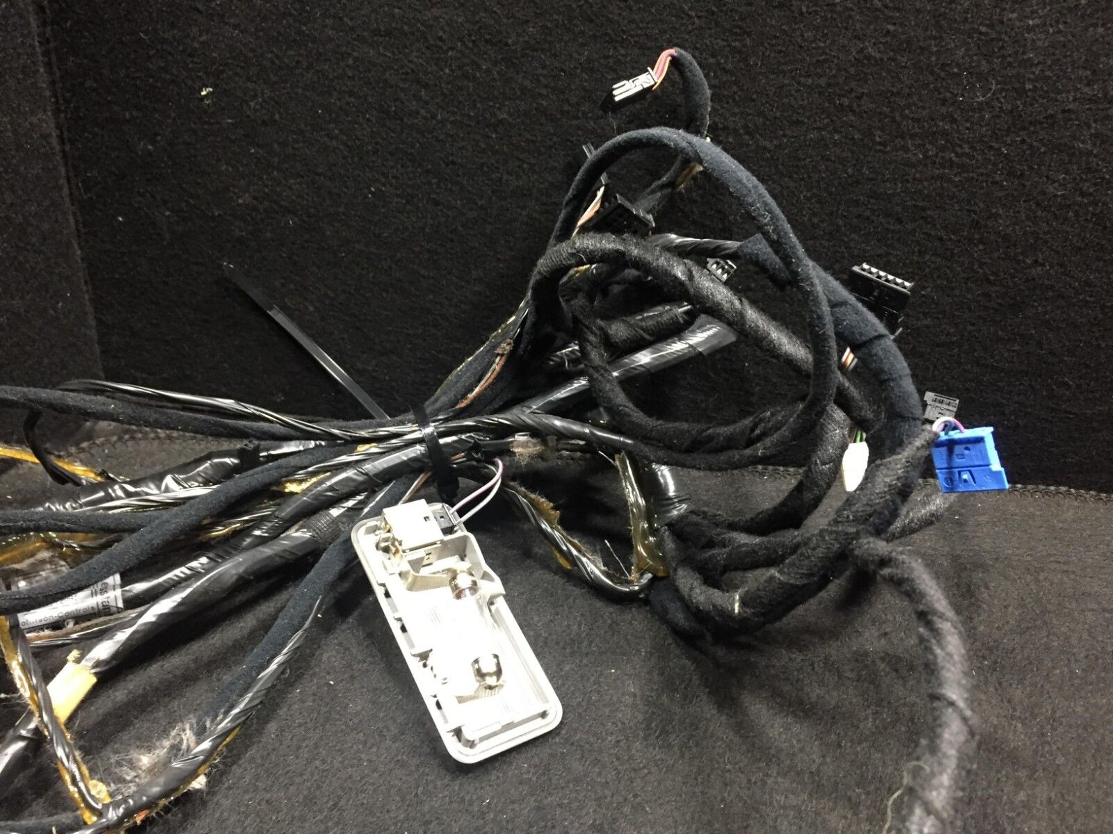 2004-2006 BMW X3 E83 OEM Wire Harness Cable (Part #3509161 D34) - Roof/Sky Module Replacement for Electrical System Repair | Perfect for DIY Car Maintenance & Auto Electrical Fixes