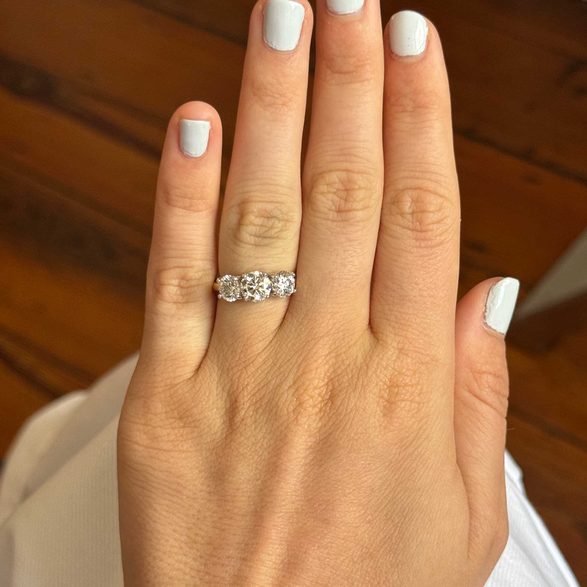 2.64ctw Round Brilliant Cut Diamond Three Stone 14K Gold Engagement Ring for Women - Perfect for Proposals, Anniversaries & Special Occasions