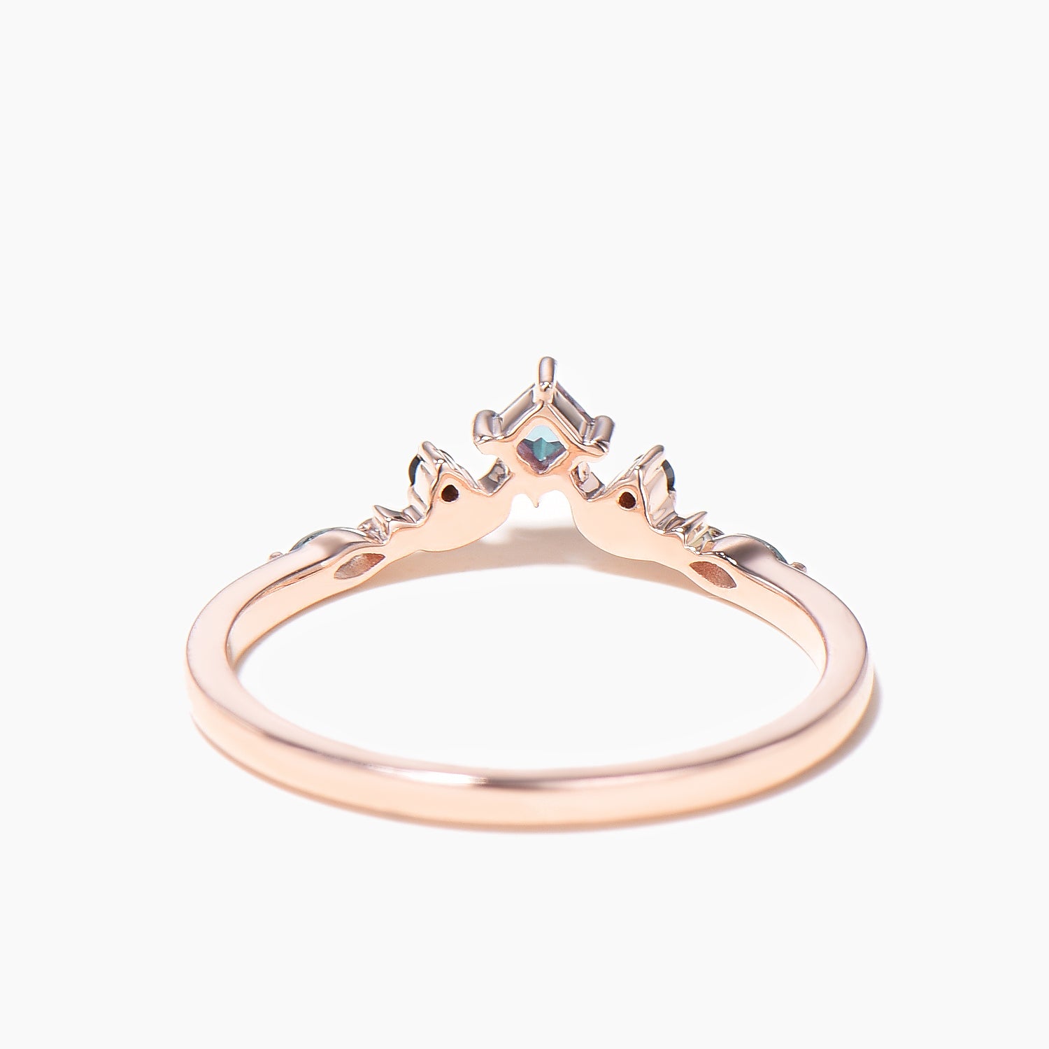 Princess Cut Color Changing Alexandrite Wedding Band with Black Spinel - Elegant Moon Ring for Engagement, Anniversary & Special Occasions