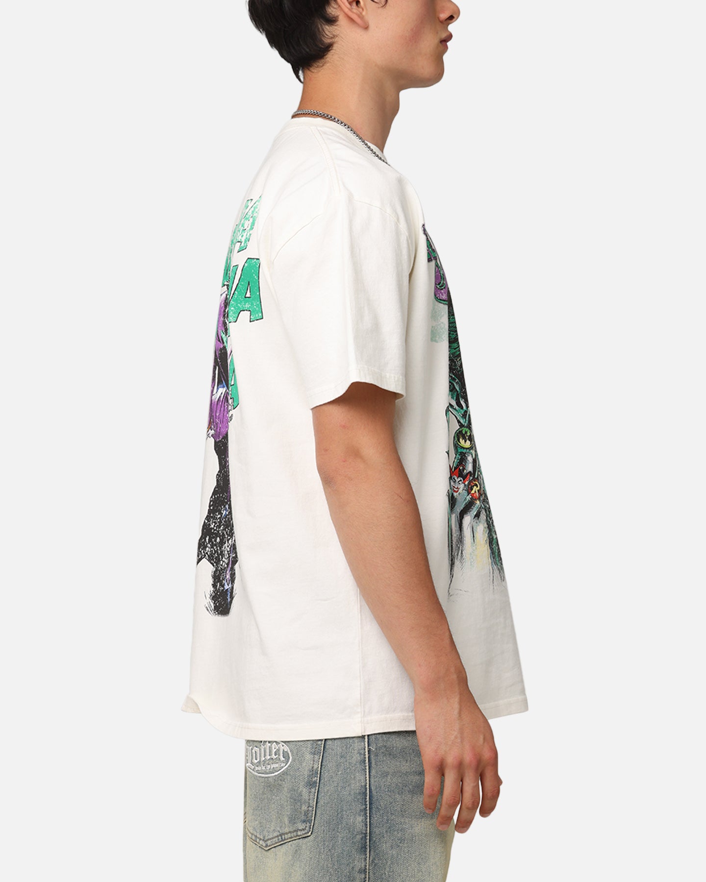 American Thrift DC Batman vs Joker Graphic Heavyweight T-Shirt - Off White | Superhero Comic Fan Gift, Cosplay & Casual Streetwear