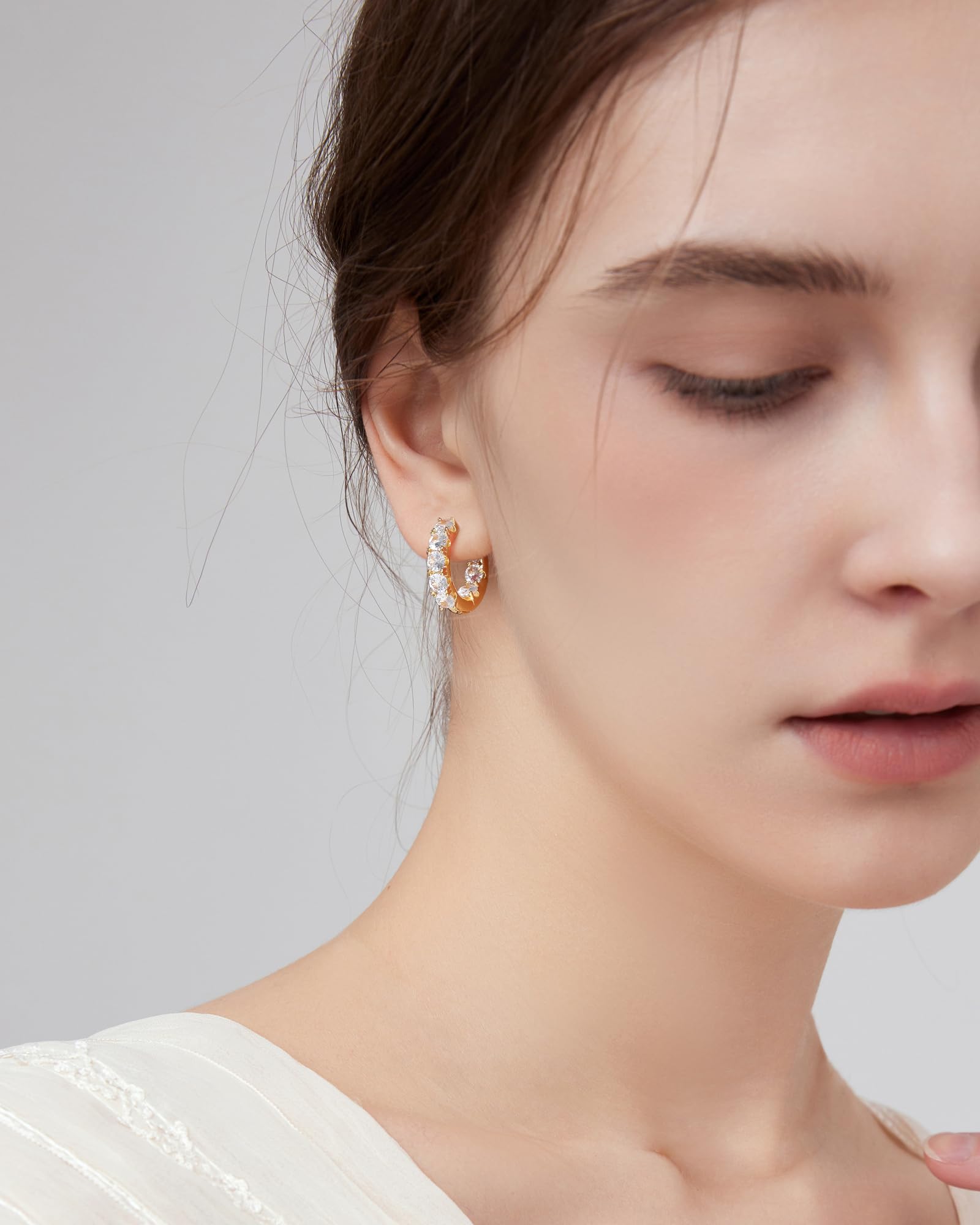 18K Gold Plated Sparkling Cubic Zirconia Hoop Earrings for Women - Trendy Diamond Gold Huggie Earrings Hypoallergenic Jewelry Gift for Birthday, Anniversary - Perfect for Parties, Weddings & Everyday Wear