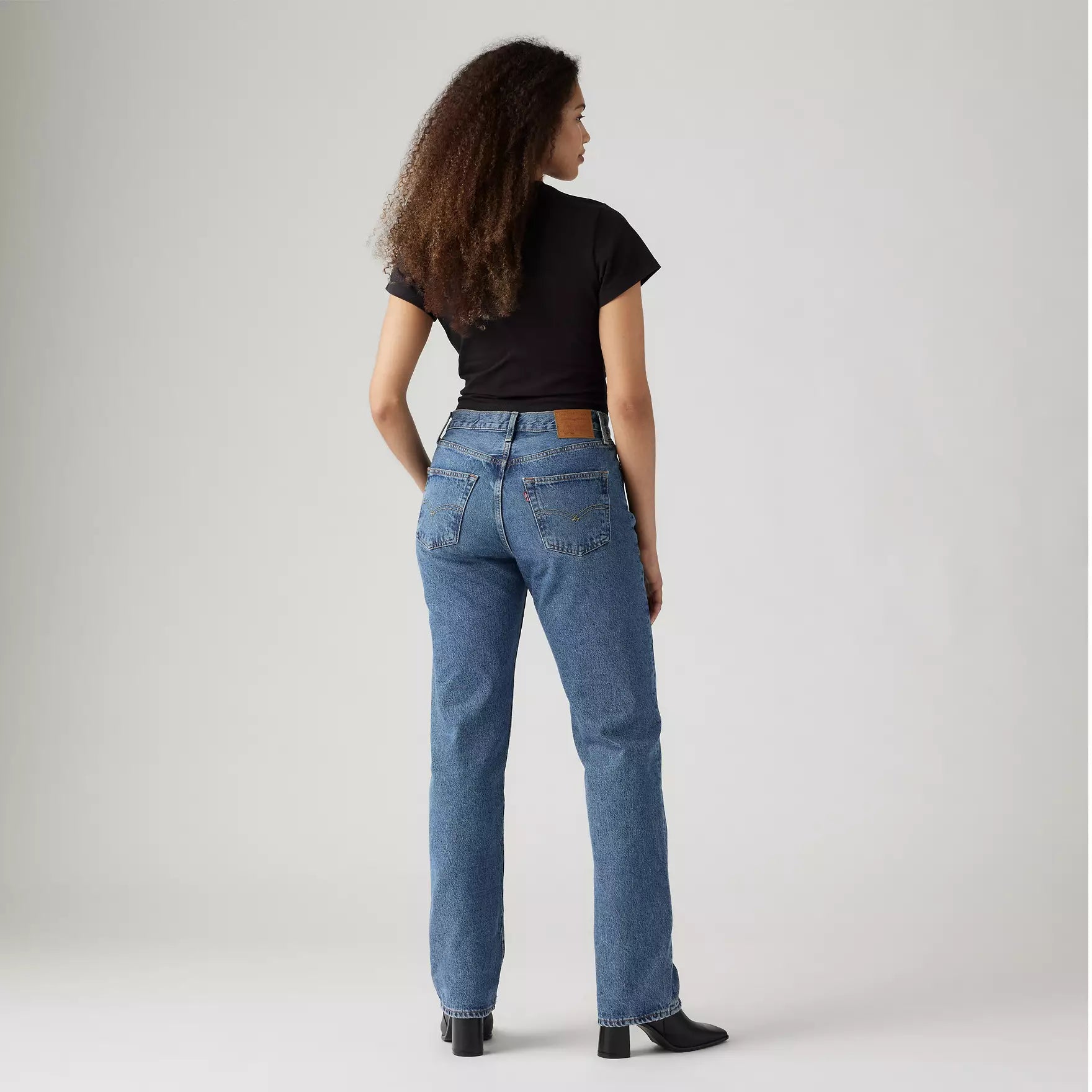 Levi's 501 Original Fit Jeans - 90s Vintage Straight Leg Denim Pants for Men & Women | Perfect for Casual Wear, Retro Style & Everyday Outfits