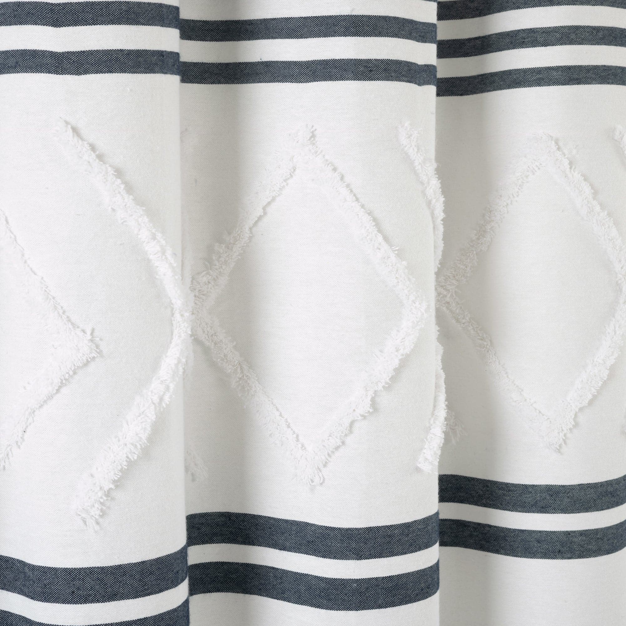 Eco-Friendly Urban Diamond Stripe Woven Tufted Shower Curtain - Waterproof Bathroom Decor for Modern Homes | Perfect for Small Bathrooms & Spa-Like Retreats