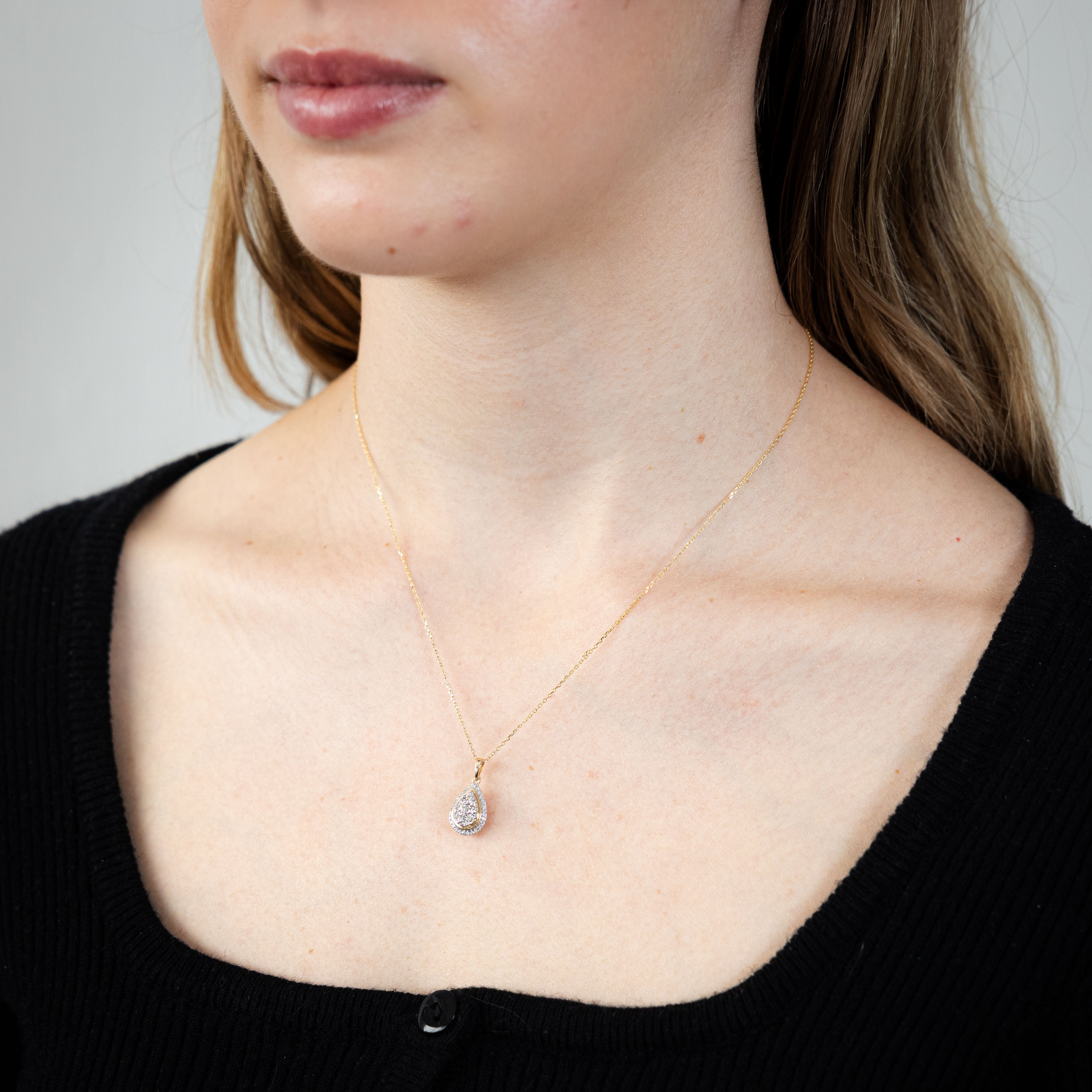 9ct Yellow Gold 1/6 Carat Diamond Pear Shaped Pendant Necklace - Elegant Jewelry Gift for Women, Perfect for Weddings, Anniversaries & Special Occasions