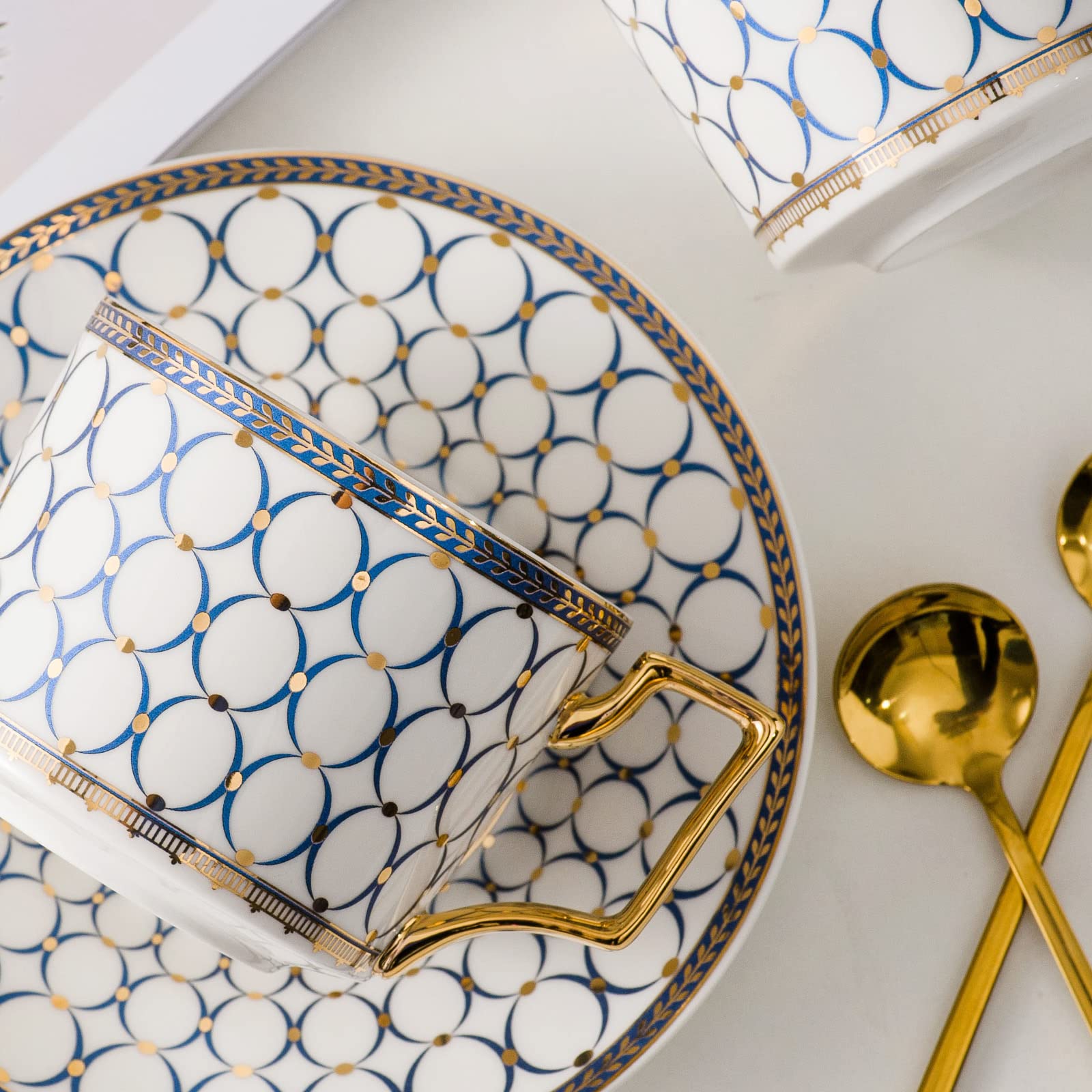 15-Piece Porcelain Tea Set for 4, Premium Bone China Coffee & Tea Service with Teapot, Sugar Bowl, Creamer Pitcher & Gift Box - Elegant British-Style Tea Cups & Saucers for Women & Adults - Perfect for Afternoon Tea, Bridal Showers & Hostess Gifts