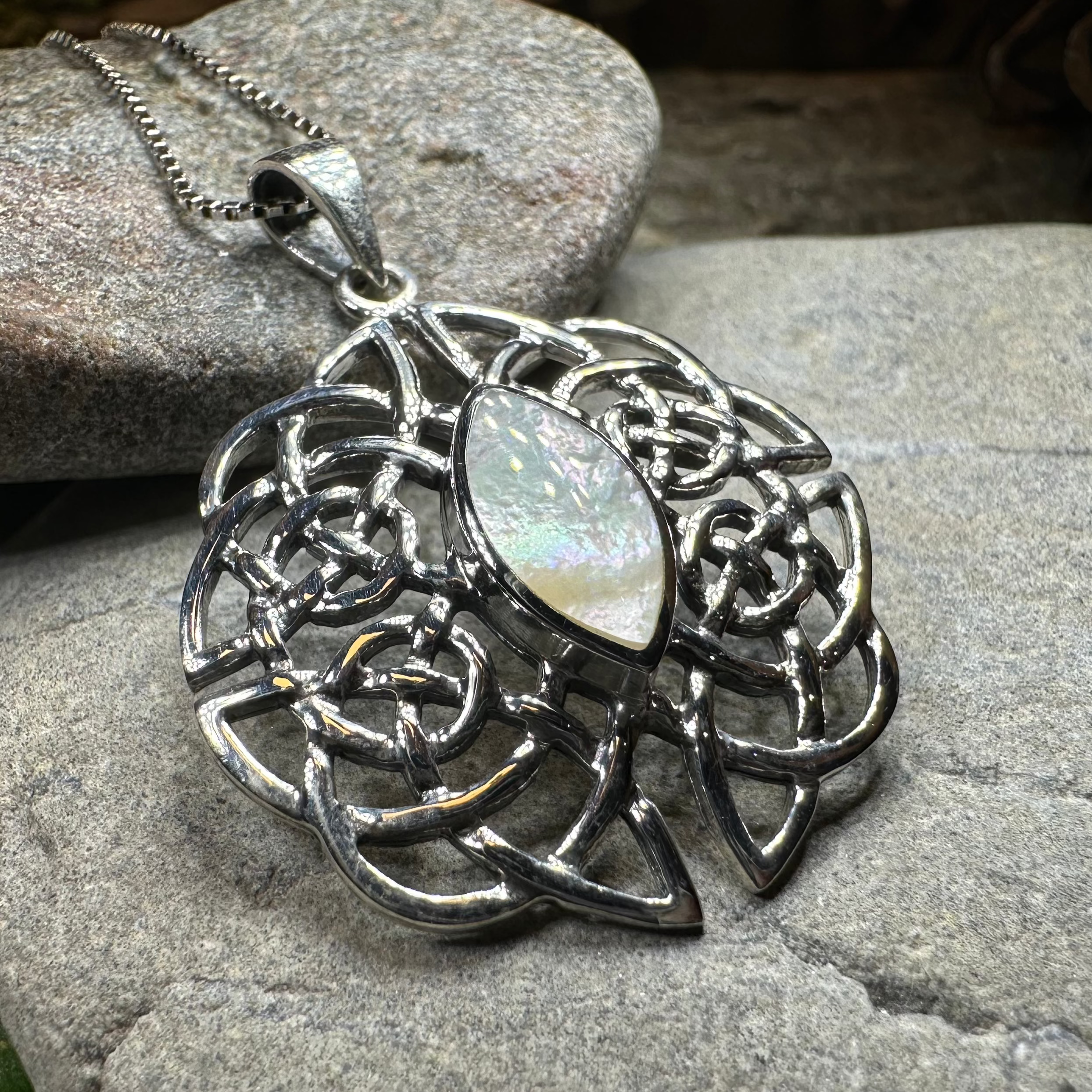 Celtic Knot Necklace for Women - Elegant Cassandra Pendant with Irish Symbolism | Perfect for Gifts, Weddings & Special Occasions