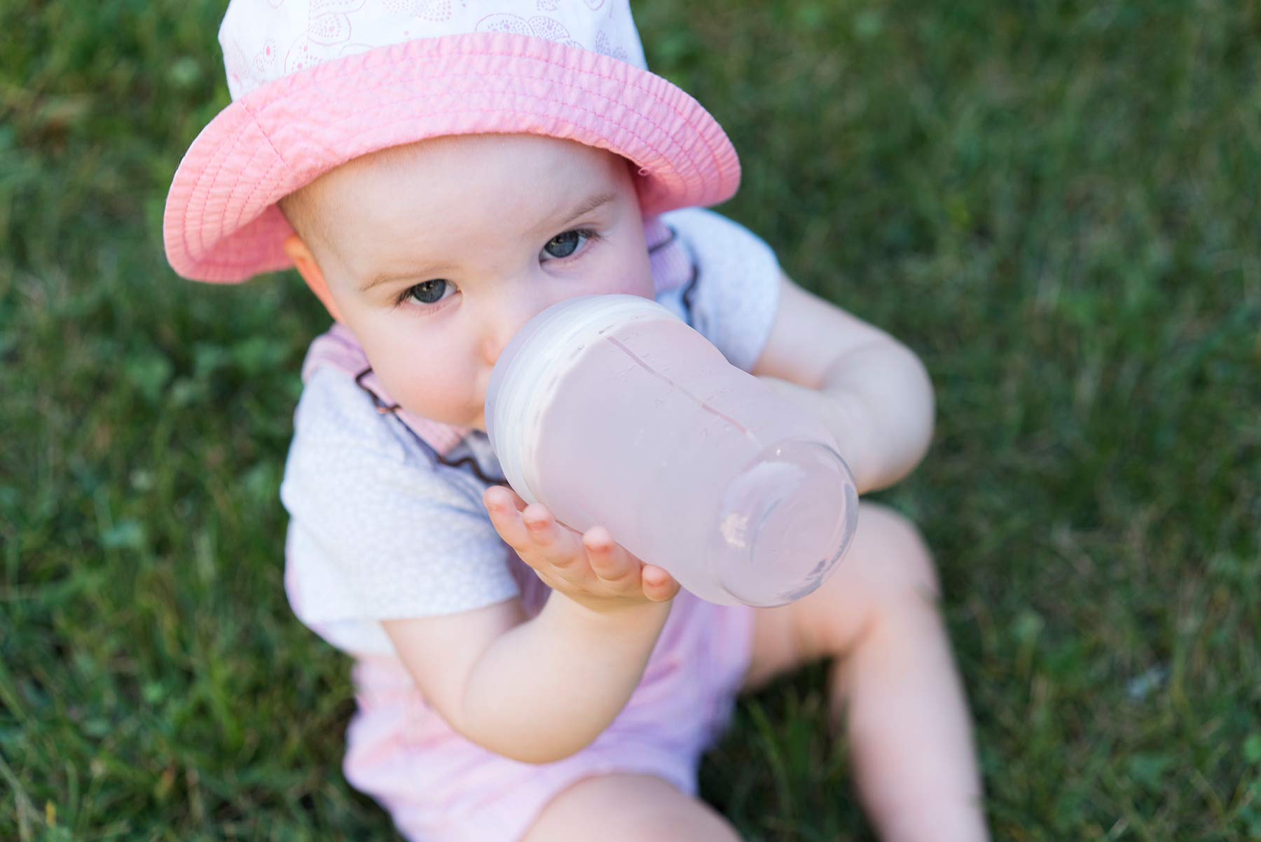 Olababy Bottle Transitional Set (Coral) - BPA-Free Baby Bottles for Breastfeeding & Weaning - Perfect for Newborns, Infants & Toddlers - Ideal for Home, Travel & Daycare Use