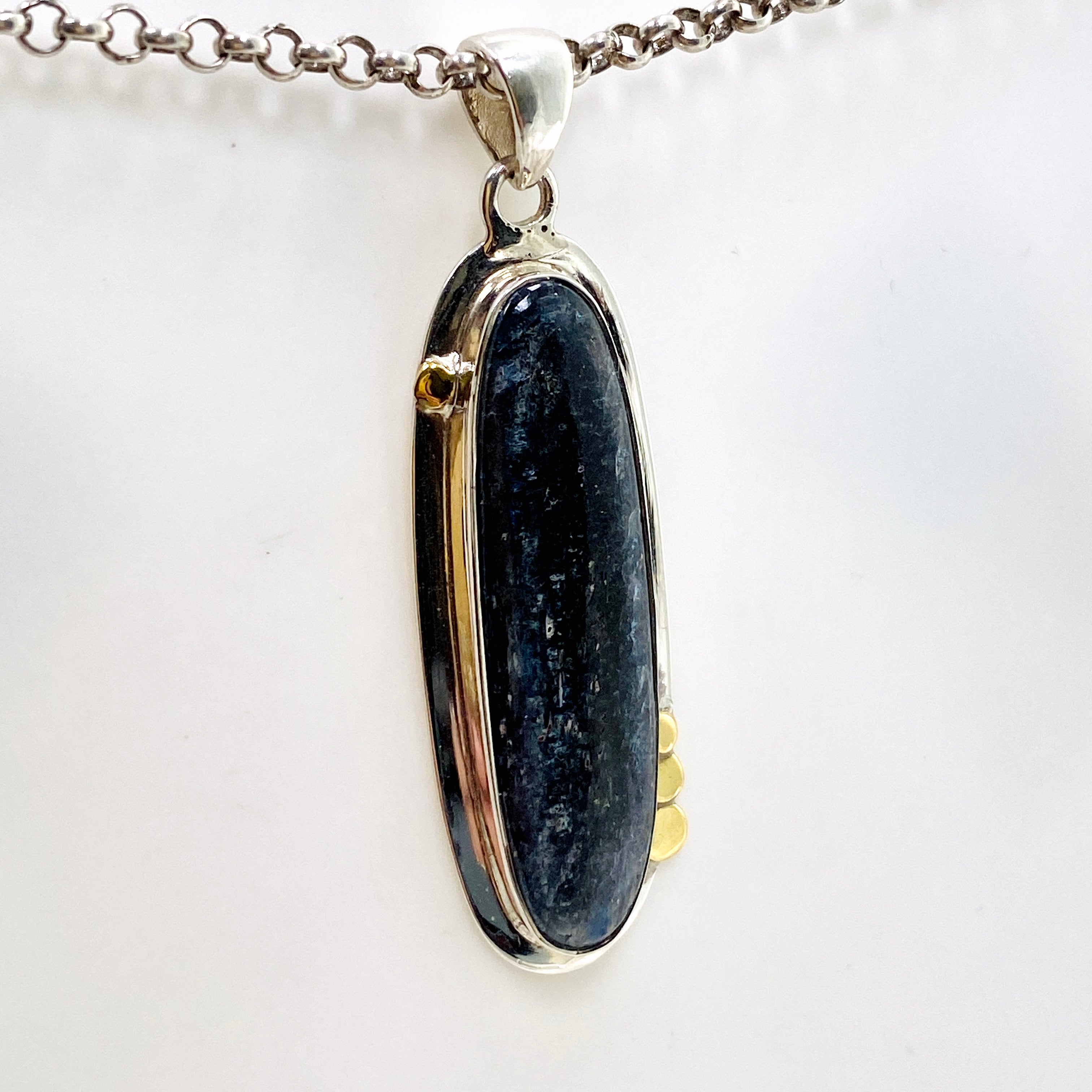 Blue Kyanite Oval Cabochon Pendant with Brass Detailing - Natural Healing Stone Jewelry for Chakra Balancing & Meditation - Perfect for Spiritual Gifts & Energy Work (KPGJ4617)
