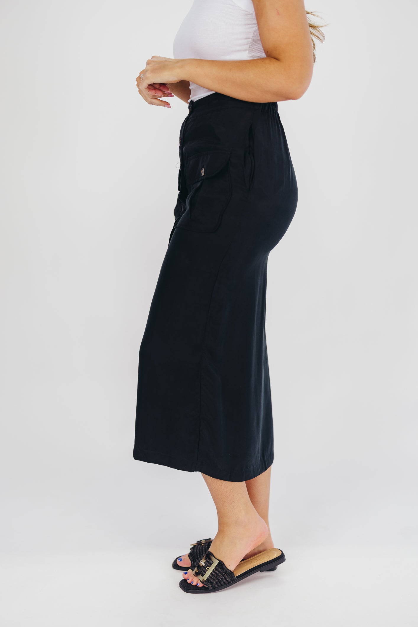 Better Days Black Button Down Midi Cargo Skirt for Women | Casual Streetwear & Outdoor Adventure Skirt | Perfect for Hiking, Travel & Everyday Wear