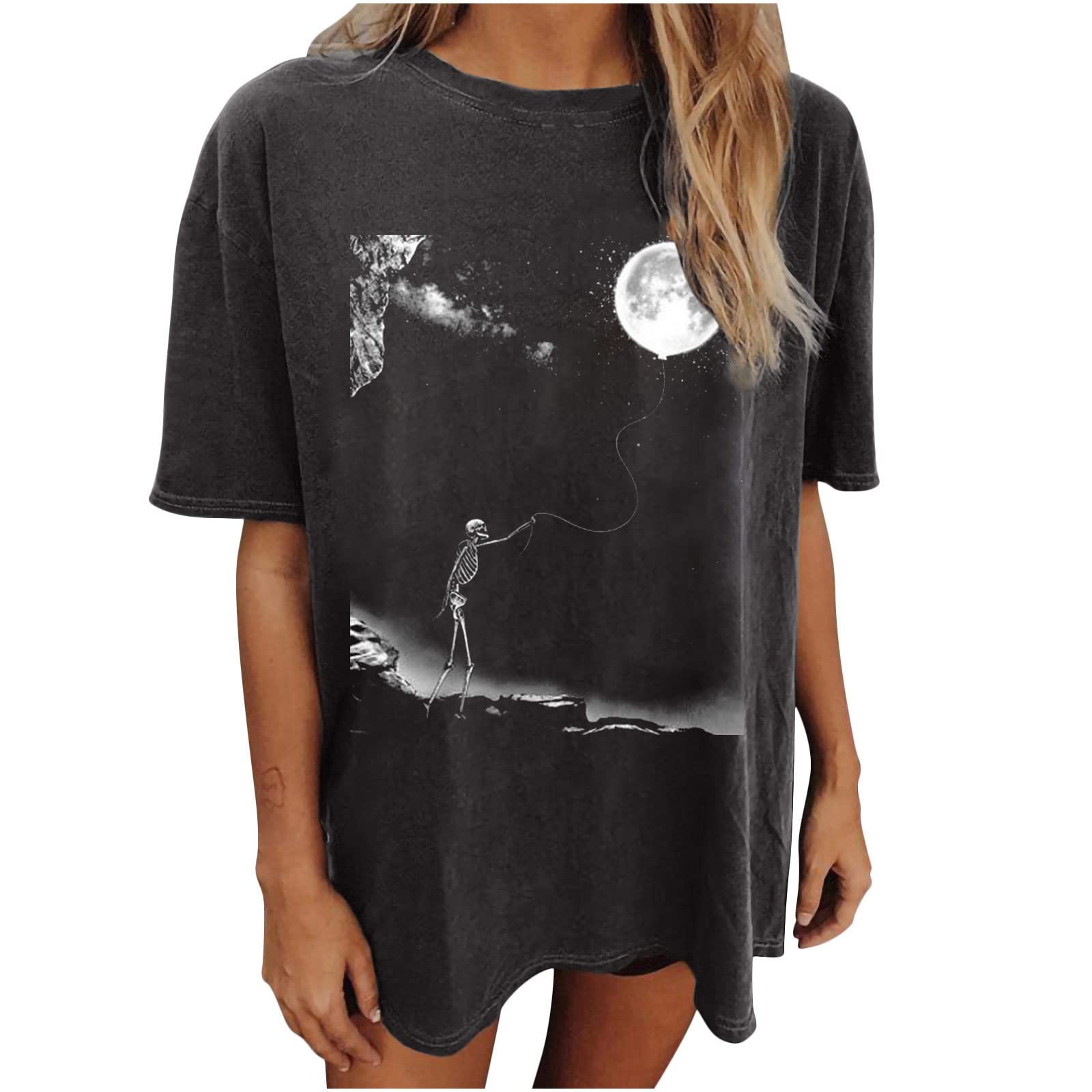 Women's Halloween Skeleton Graphic T-Shirt - Grunge Oversized Top for Party & Cosplay