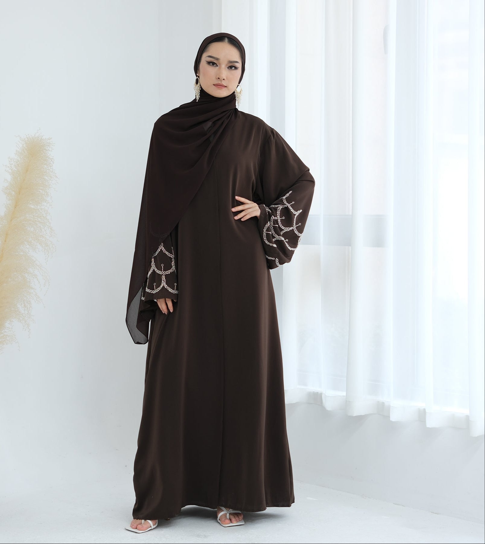 Irssane Nida Open Abaya Kimono - Brown Islamic Prayer Dress for Women | Perfect for Eid, Mosque & Special Occasions