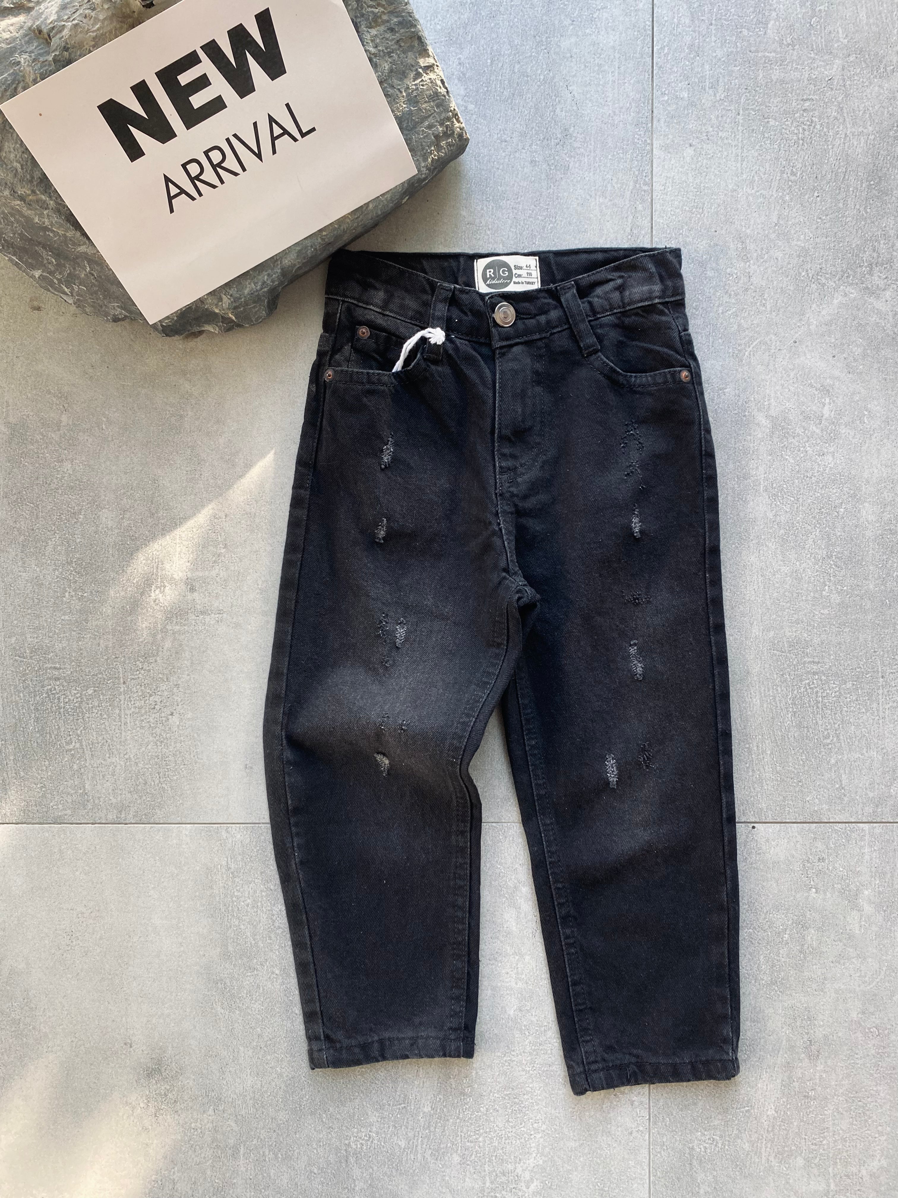 Kids Unisex Mom Jeans - High Waist Stretch Denim Pants for Boys & Girls - Trendy Vintage Style for School, Play & Everyday Wear